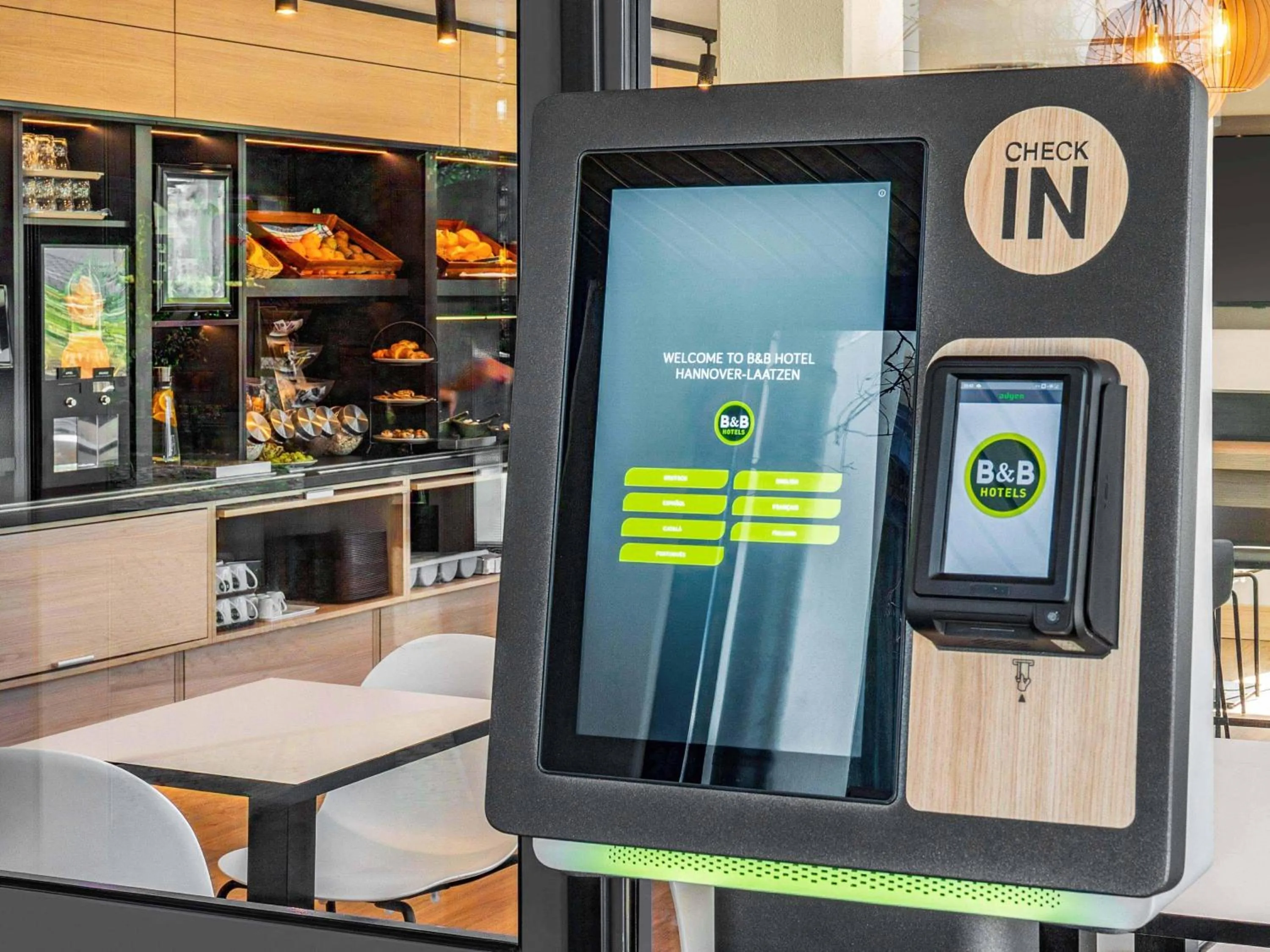 Lobby or reception in B&B HOTEL Hannover-Laatzen