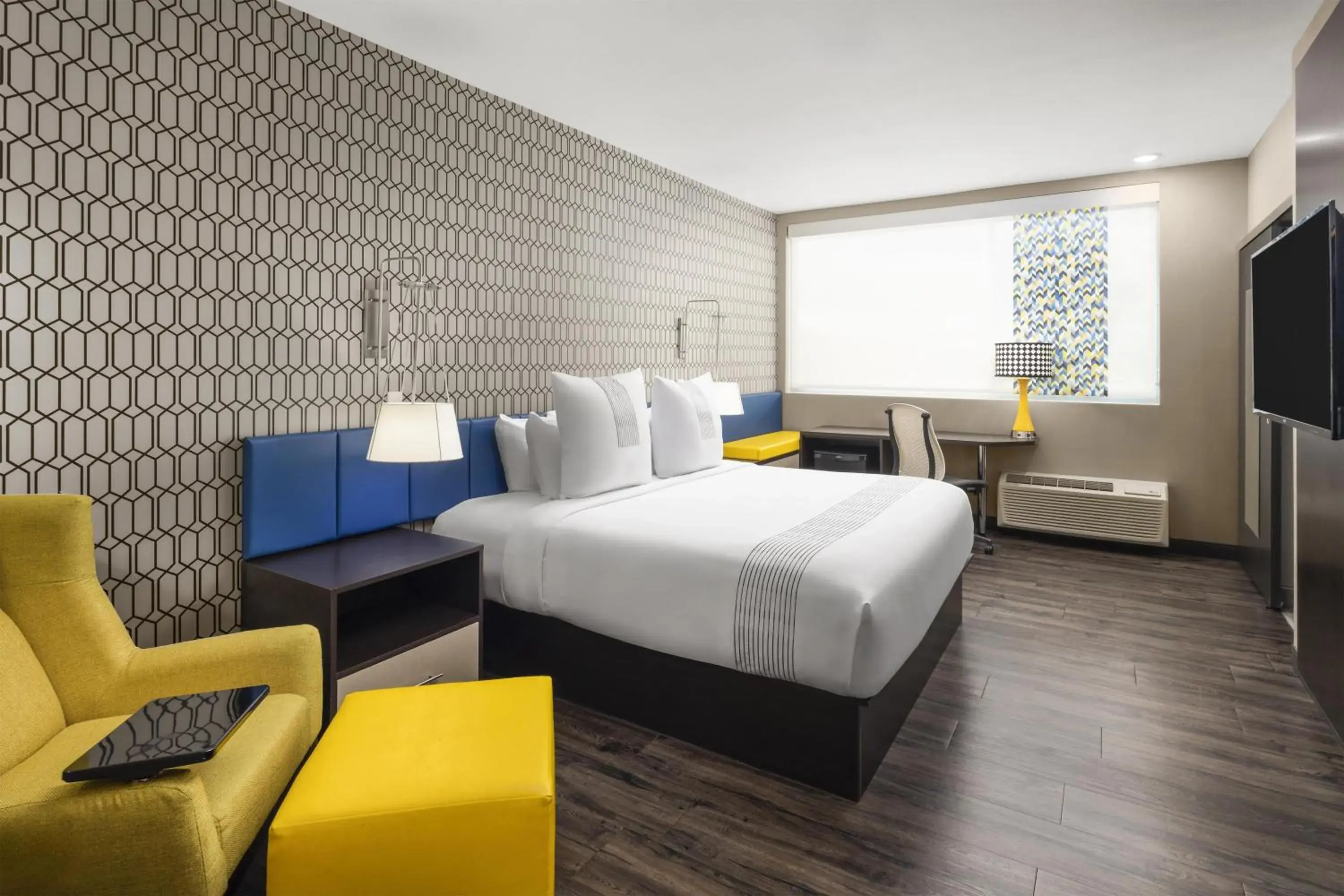 Bedroom, Bed in GLō Best Western Dawley Farms In Sioux Falls Bedroom, Bed in GLō Best Western Dawley Farms In Sioux Falls