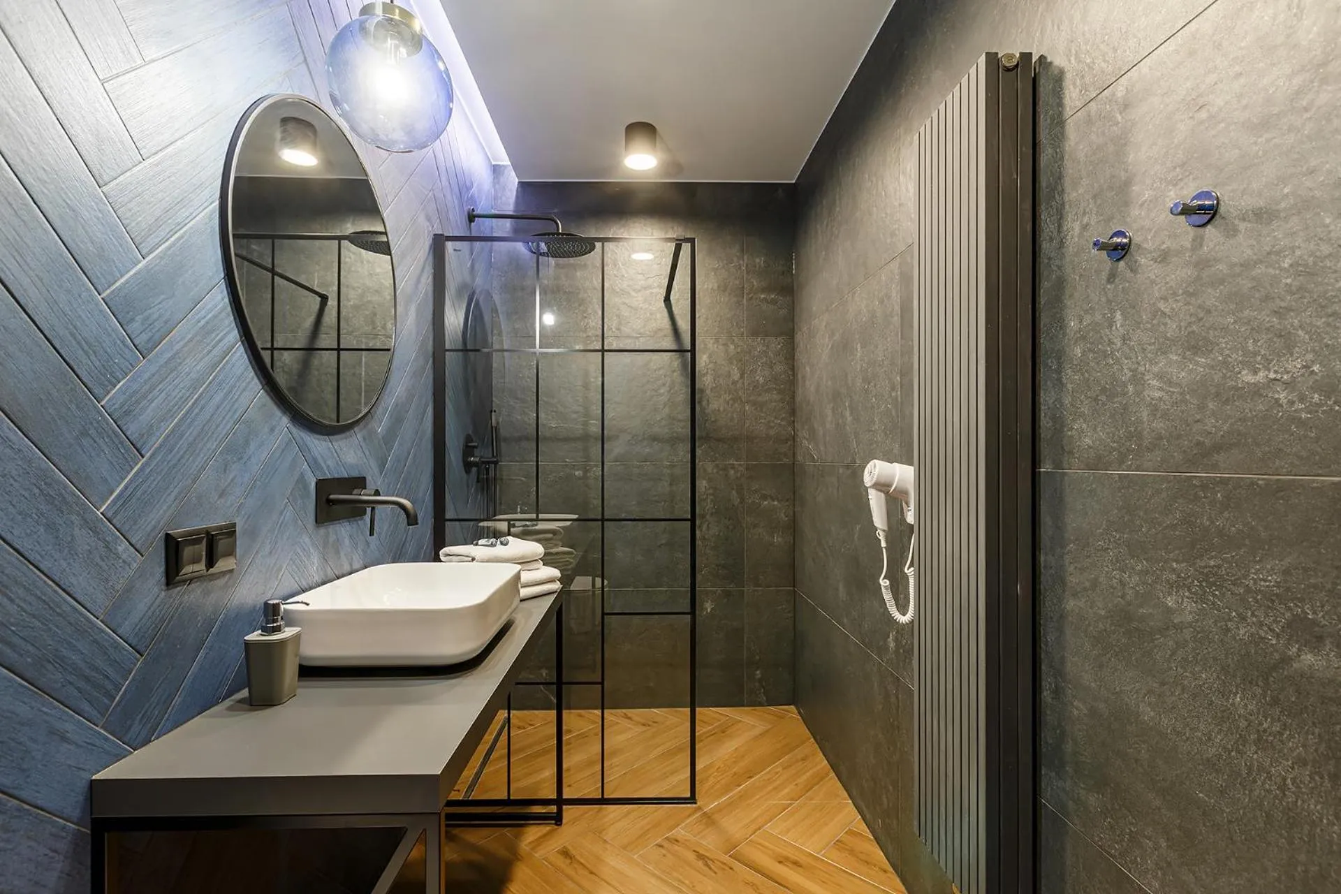 Bathroom in Homewell Boutique Apartments Stare Miasto
