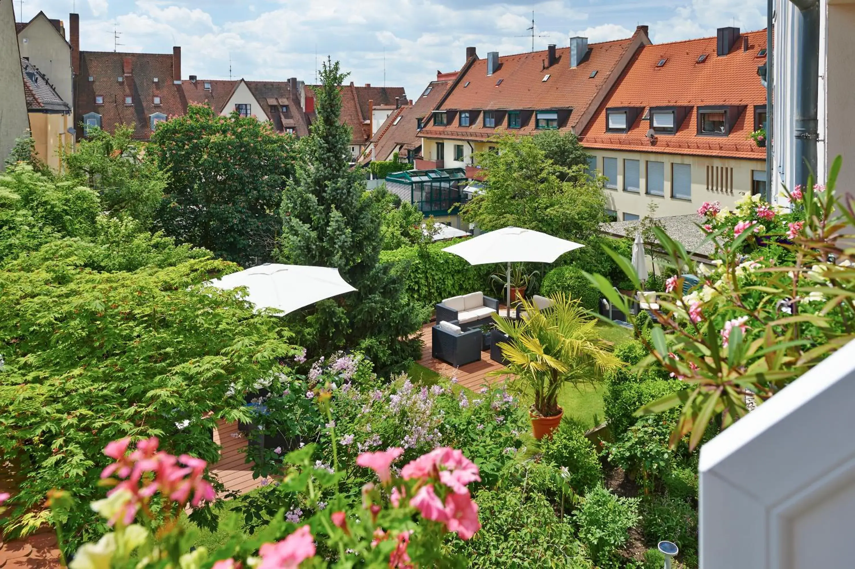 Garden in Durer-Hotel