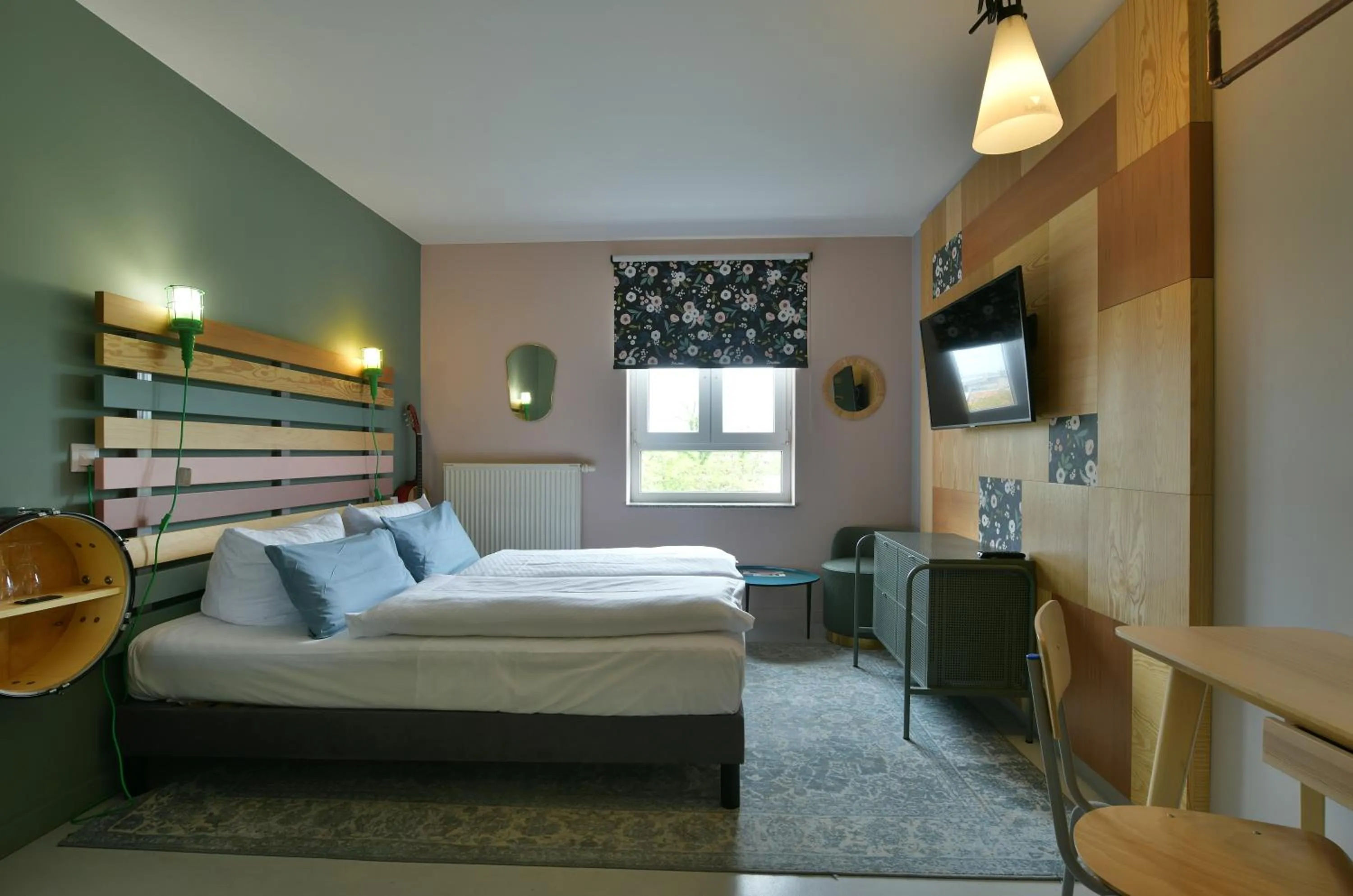 TV and multimedia, Bed in Hotel BIRGIT Berlin Mitte