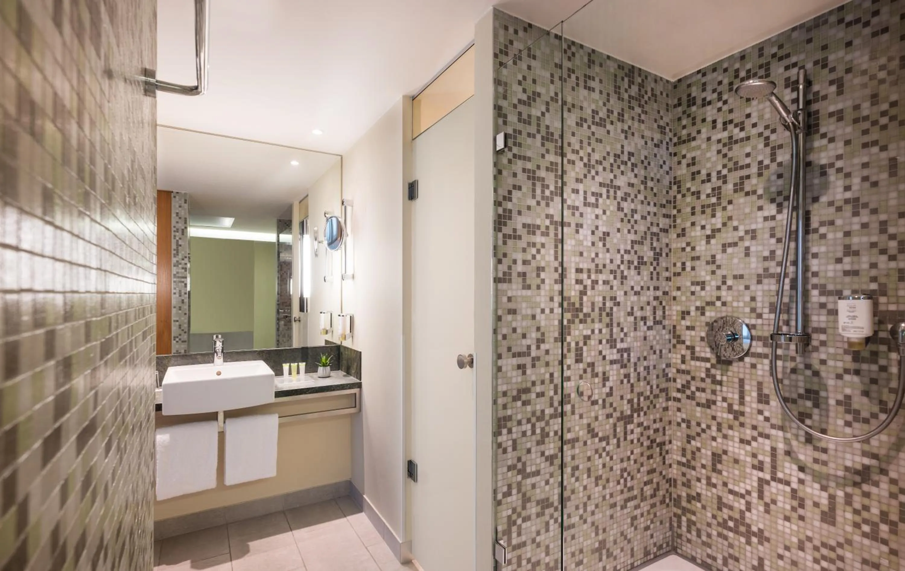 Bathroom in Lindner Hotel Berlin Ku'damm, part of JdV by Hyatt