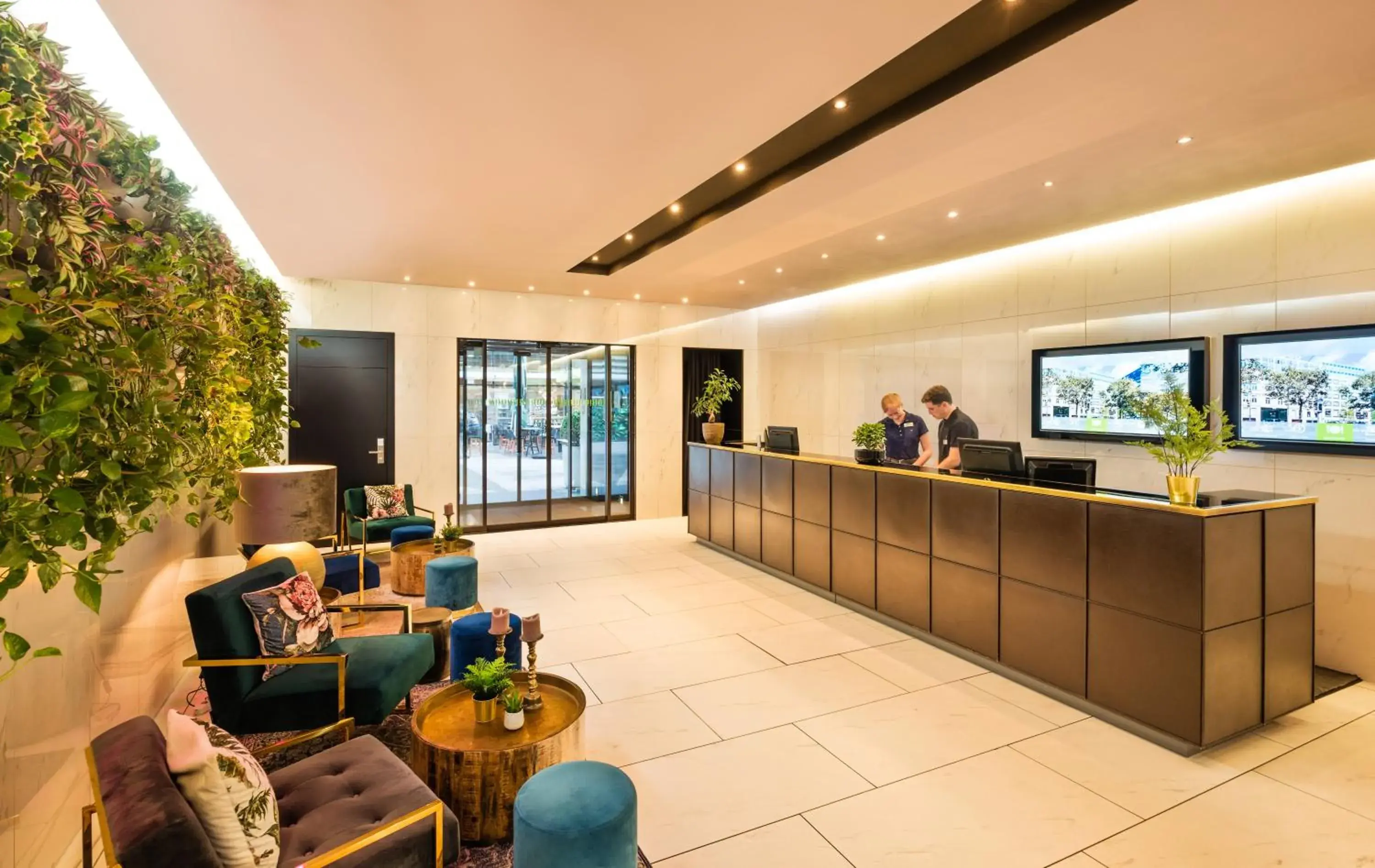 Lobby or reception in Lindner Hotel Berlin Ku'damm, part of JdV by Hyatt Lobby or reception in Lindner Hotel Berlin Ku'damm, part of JdV by Hyatt