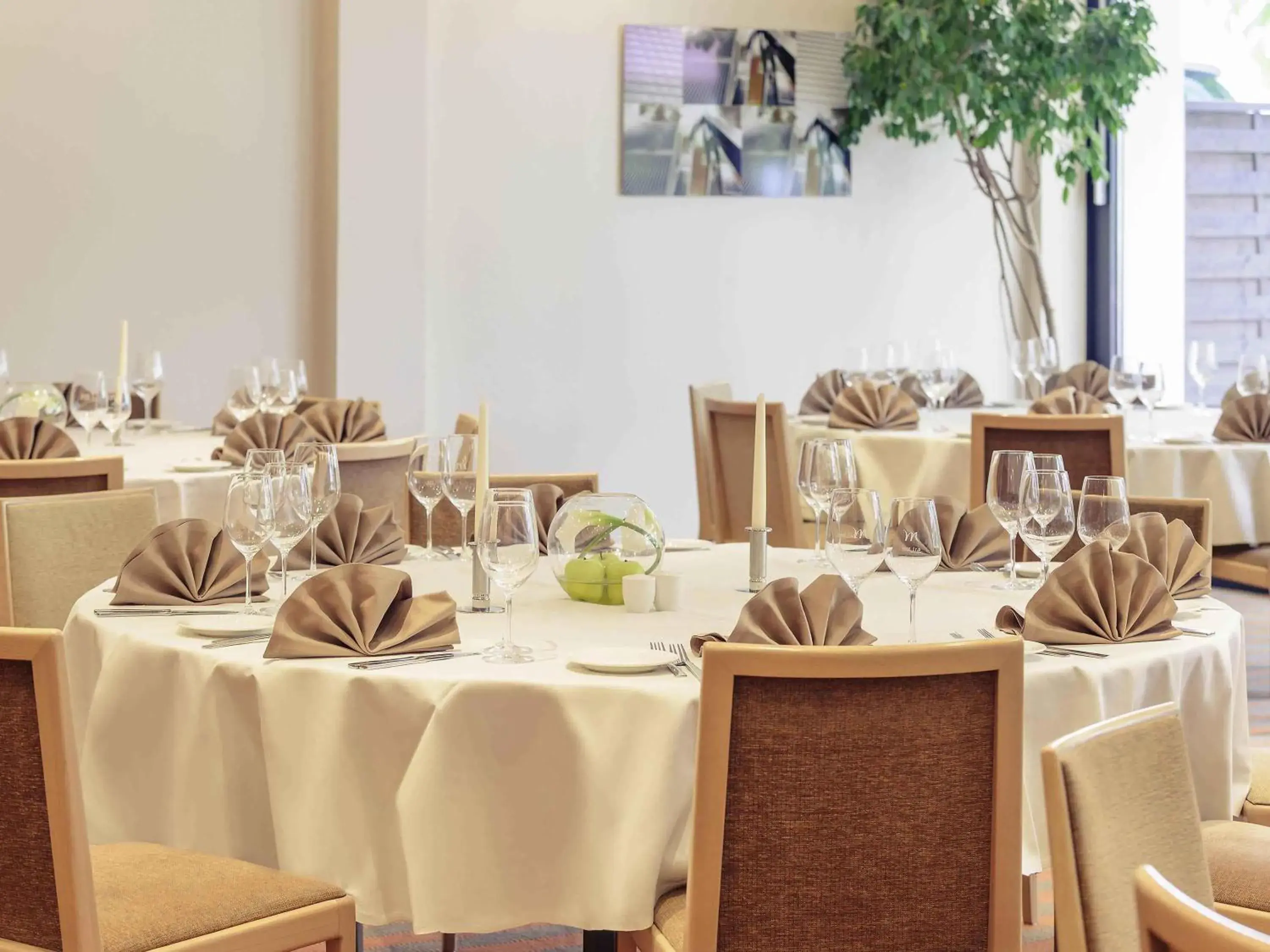 Restaurant/places to eat in Mercure Hotel Frankfurt Eschborn Ost Restaurant/places to eat in Mercure Hotel Frankfurt Eschborn Ost