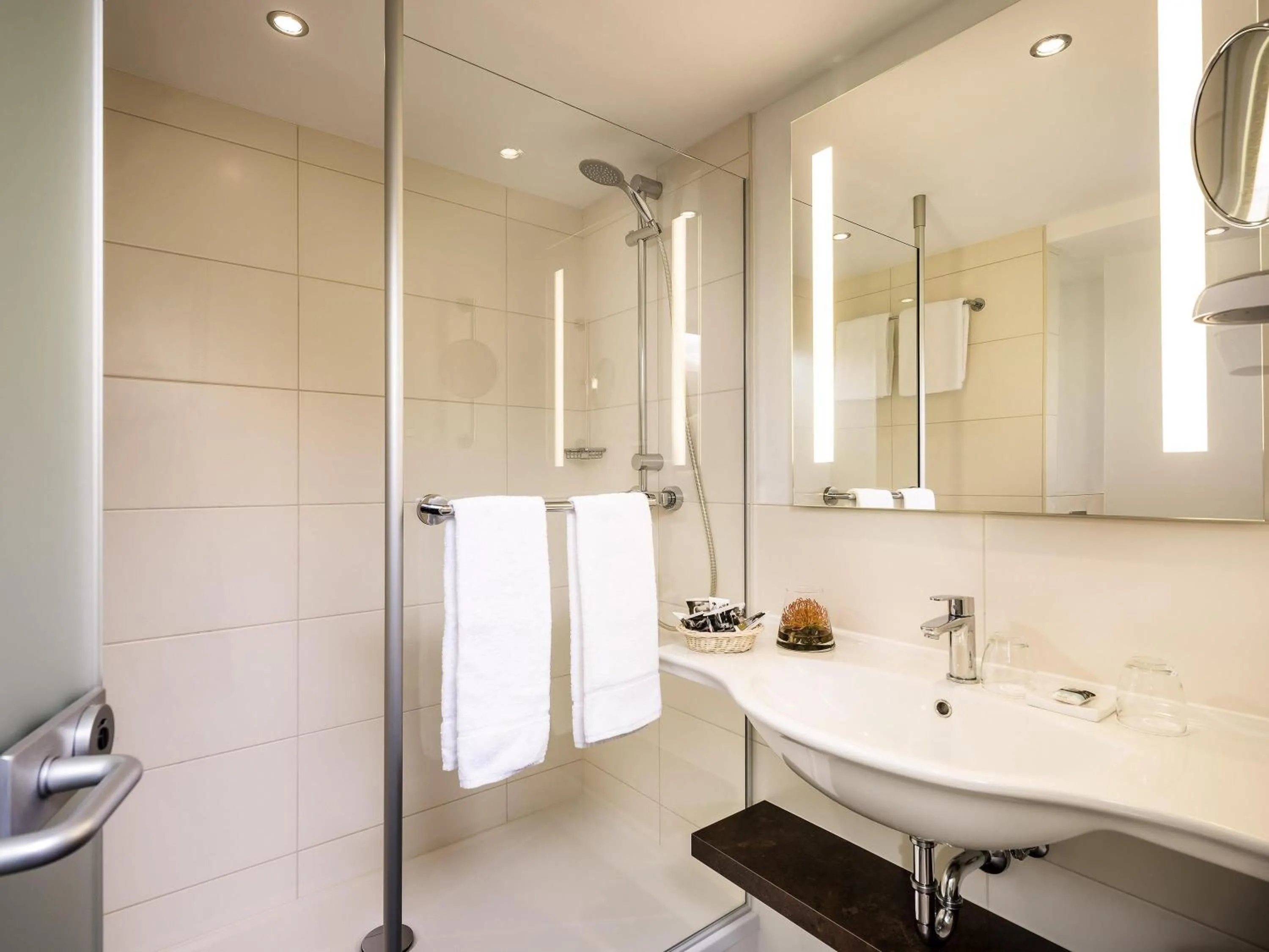 Property building in Mercure Hotel Frankfurt Eschborn Ost