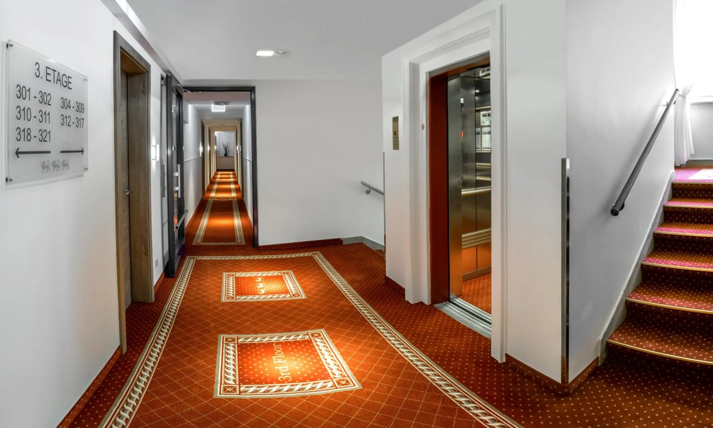 Property building in Drei Loewen Property building in Drei Loewen