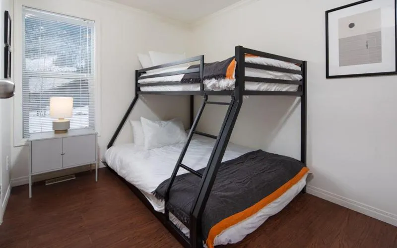 bunk bed in Crazy Creek Resort