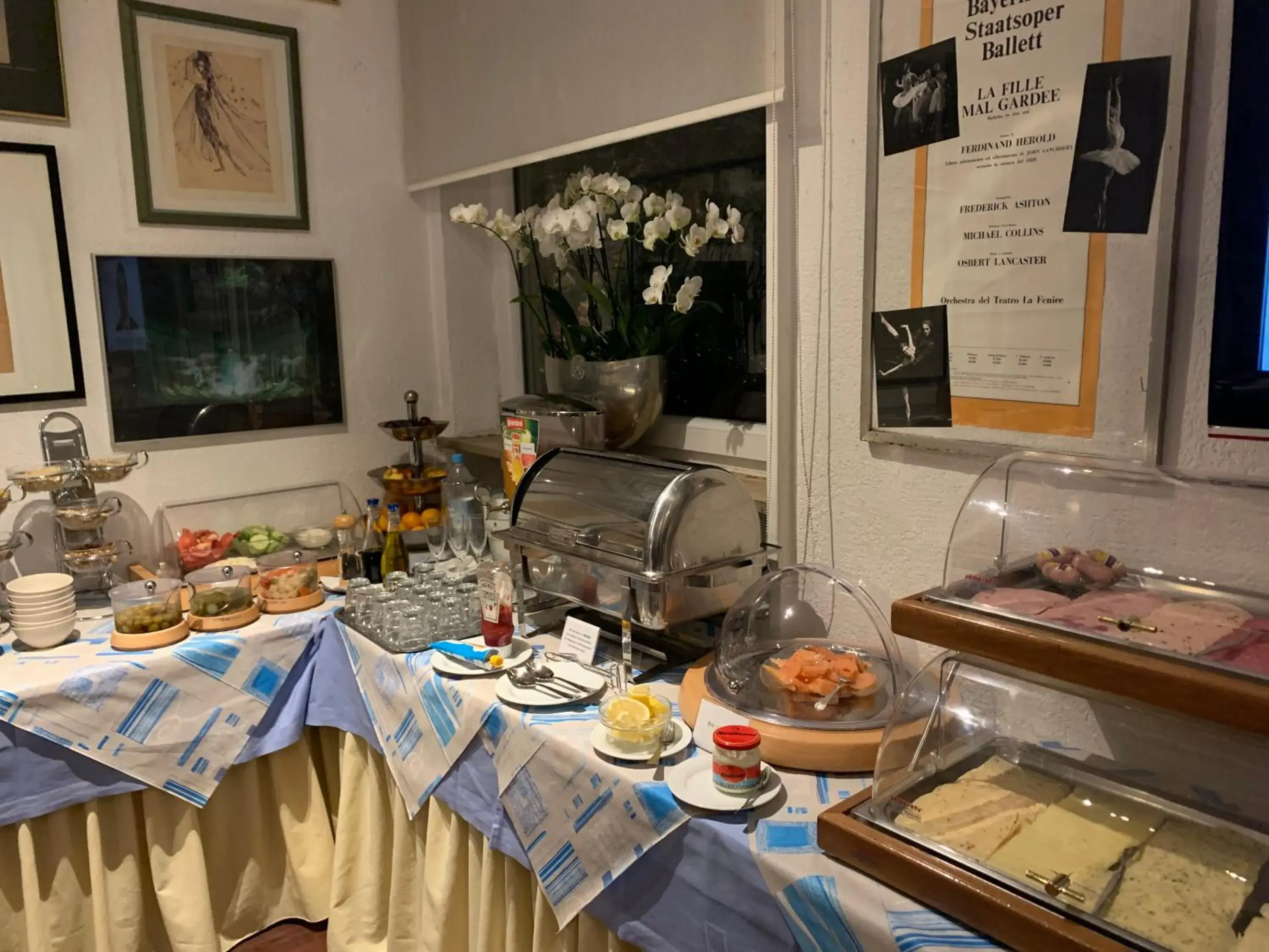 Breakfast in Hotel Nymphenburg City - München Breakfast in Hotel Nymphenburg City - München