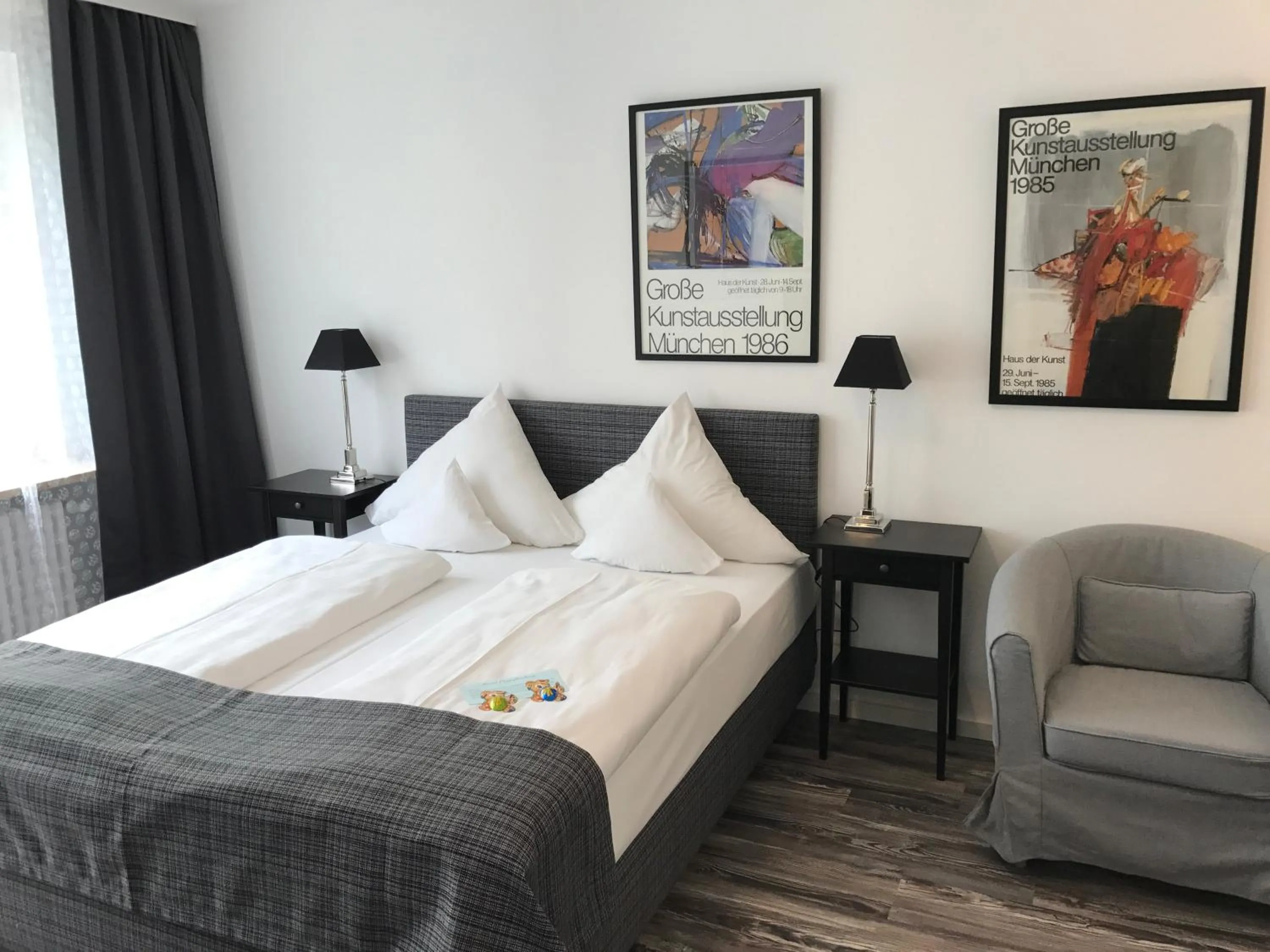 Balcony/Terrace, Bed in Hotel Nymphenburg City - München