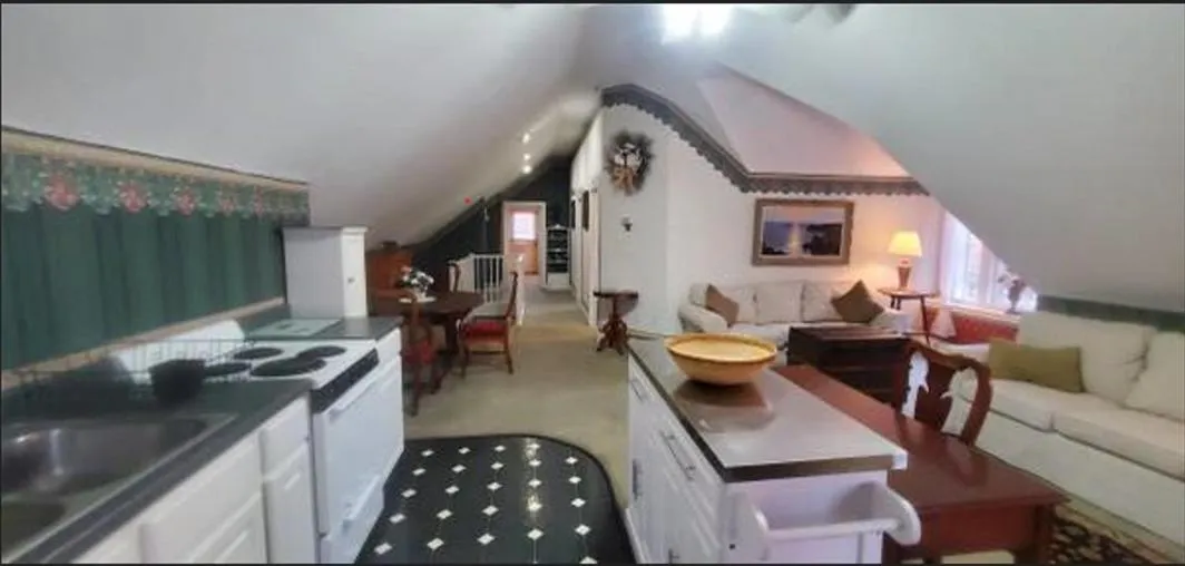 Old Orchard Beach Inn