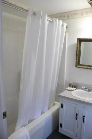 Old Orchard Beach Inn