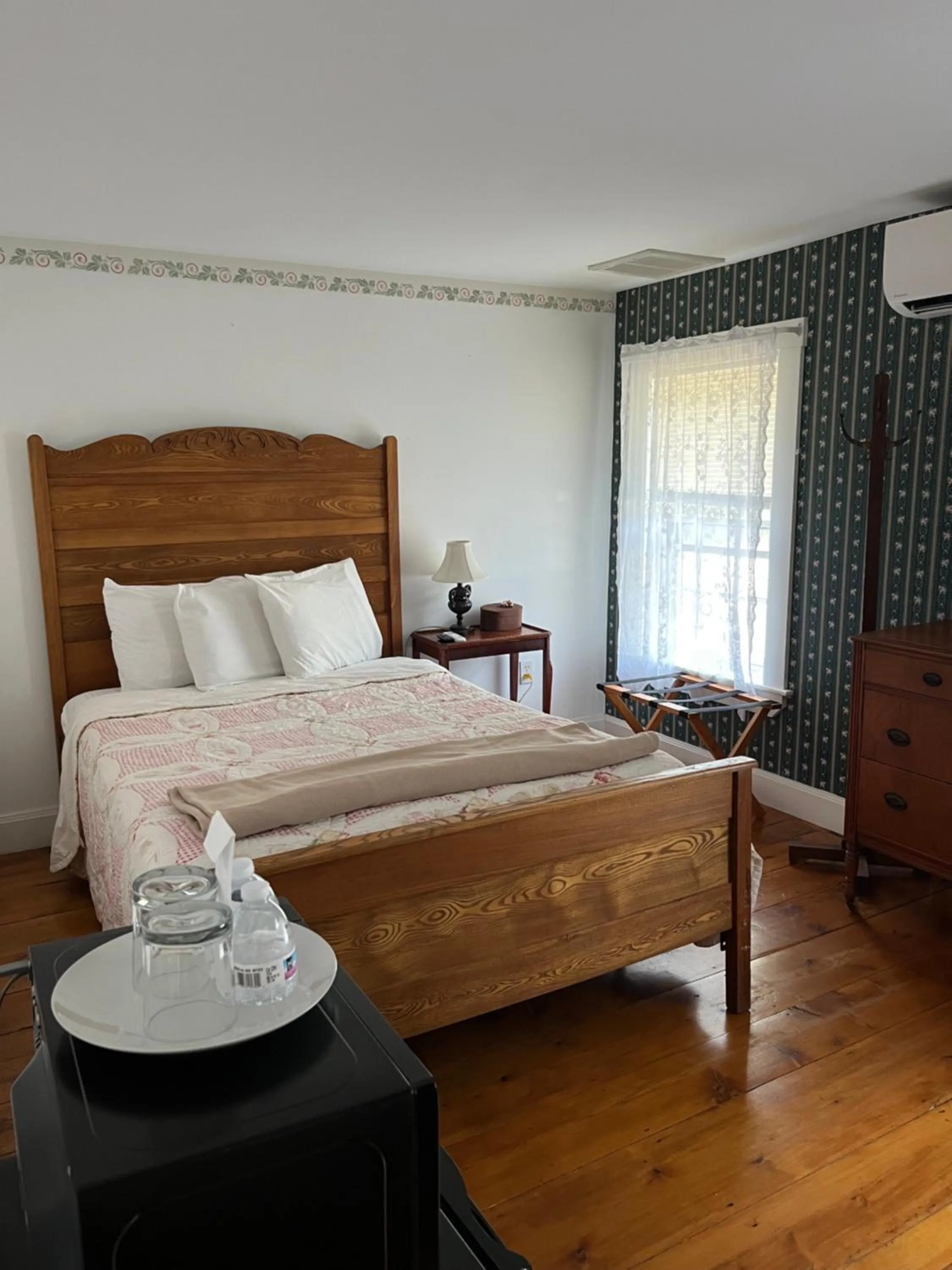 Bed in Old Orchard Beach Inn