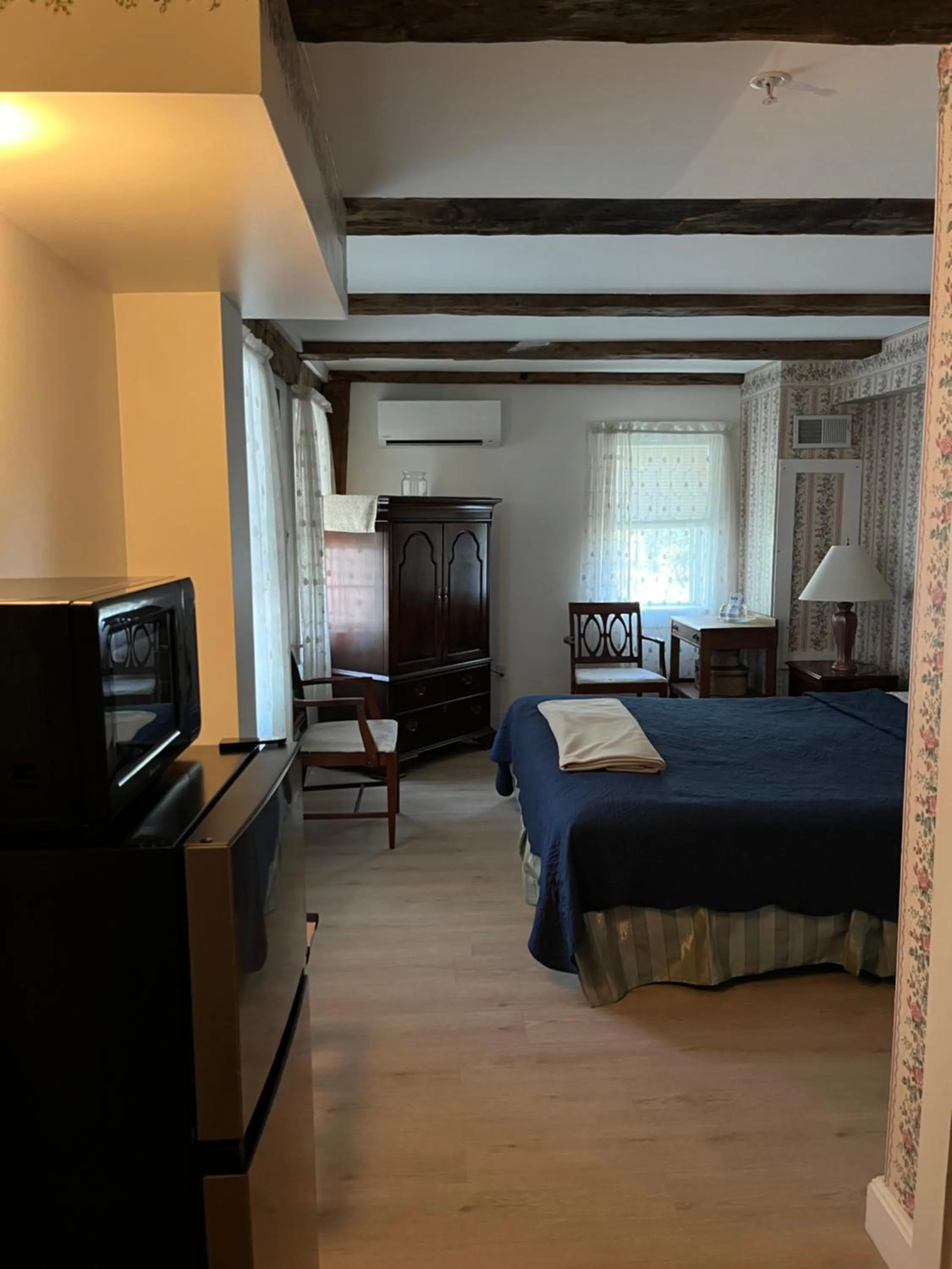 Bed in Old Orchard Beach Inn