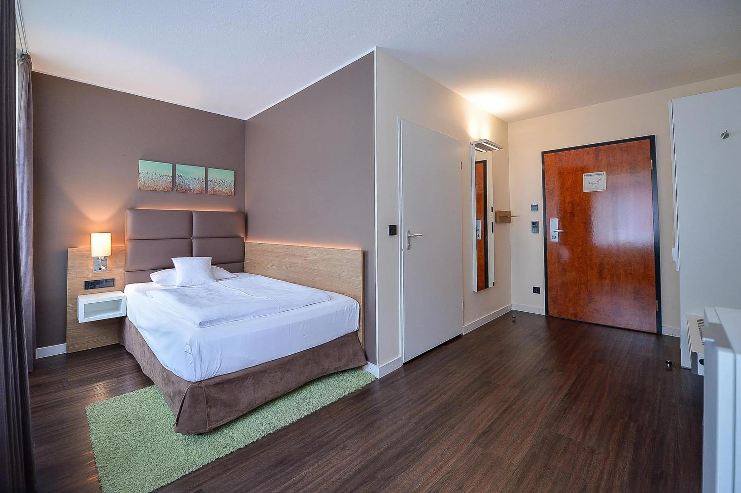 Bedroom, Bed in Best Western Hotel Hohenzollern