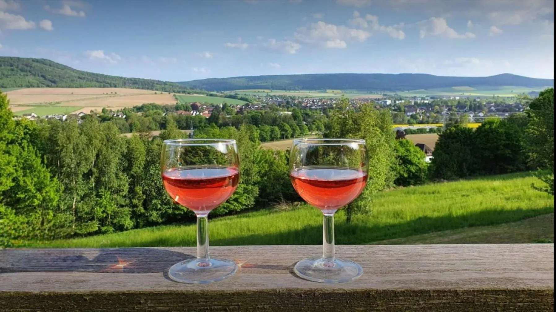 Mountain view in Hotel Waldquelle - Baumhaushotel Aerzen