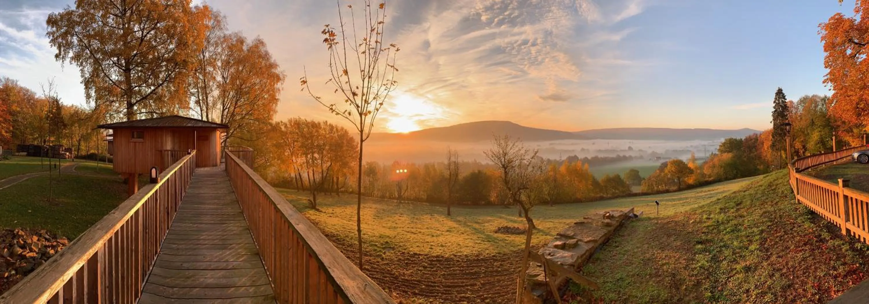 Restaurant/places to eat in Hotel Waldquelle - Baumhaushotel Aerzen