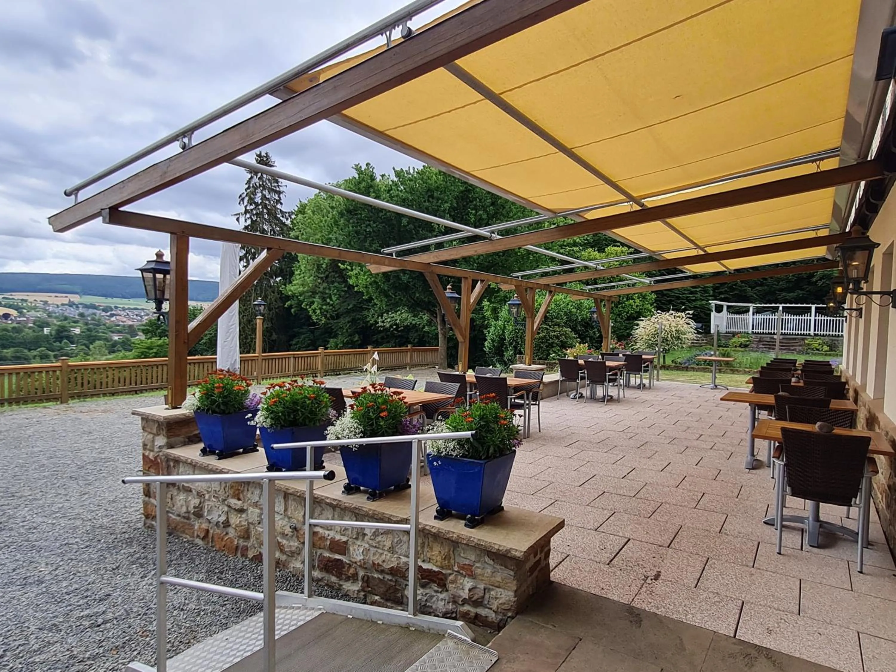 Balcony/Terrace in Hotel Waldquelle - Baumhaushotel Aerzen