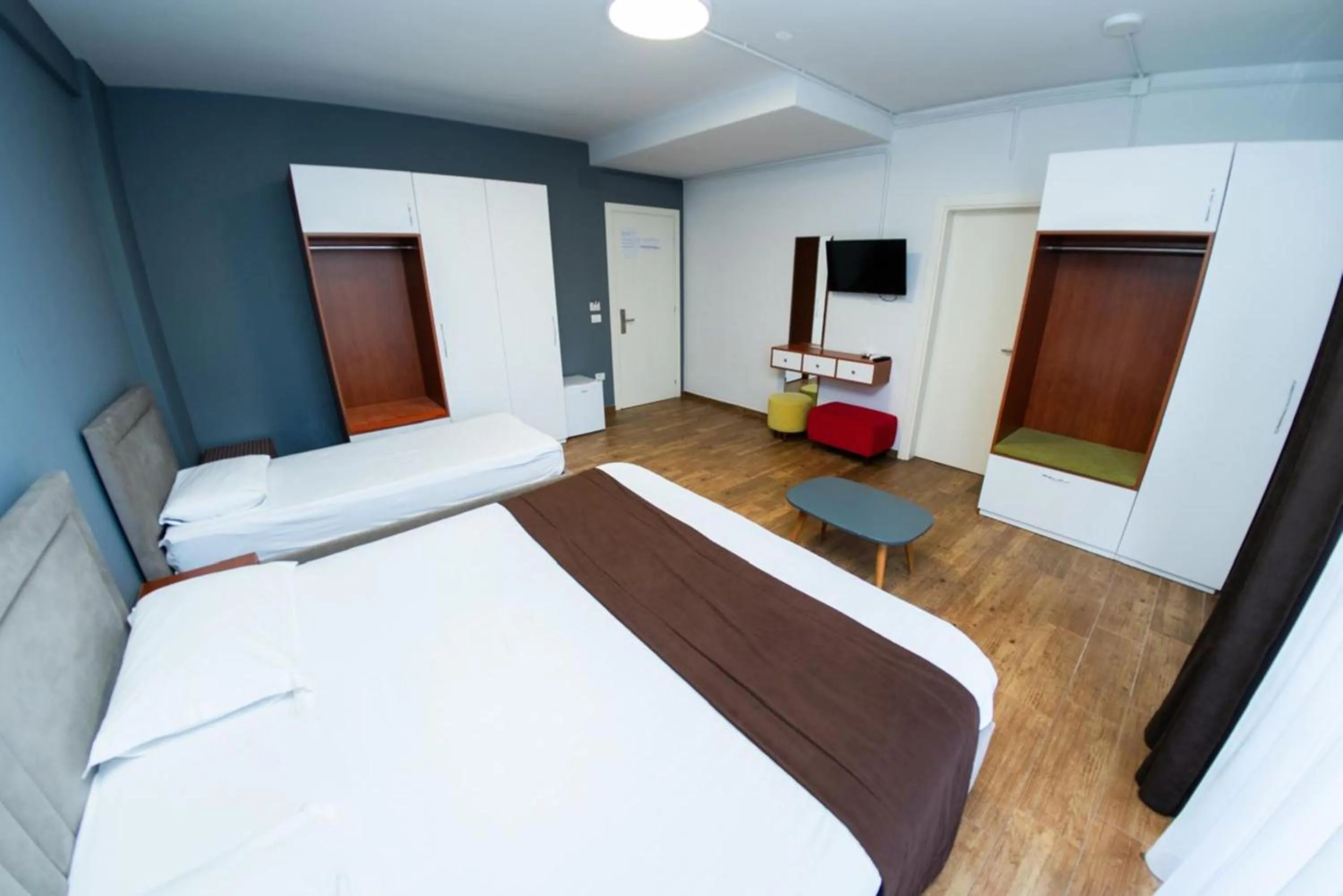 TV and multimedia, Bed in Olivar Hotel Tirana