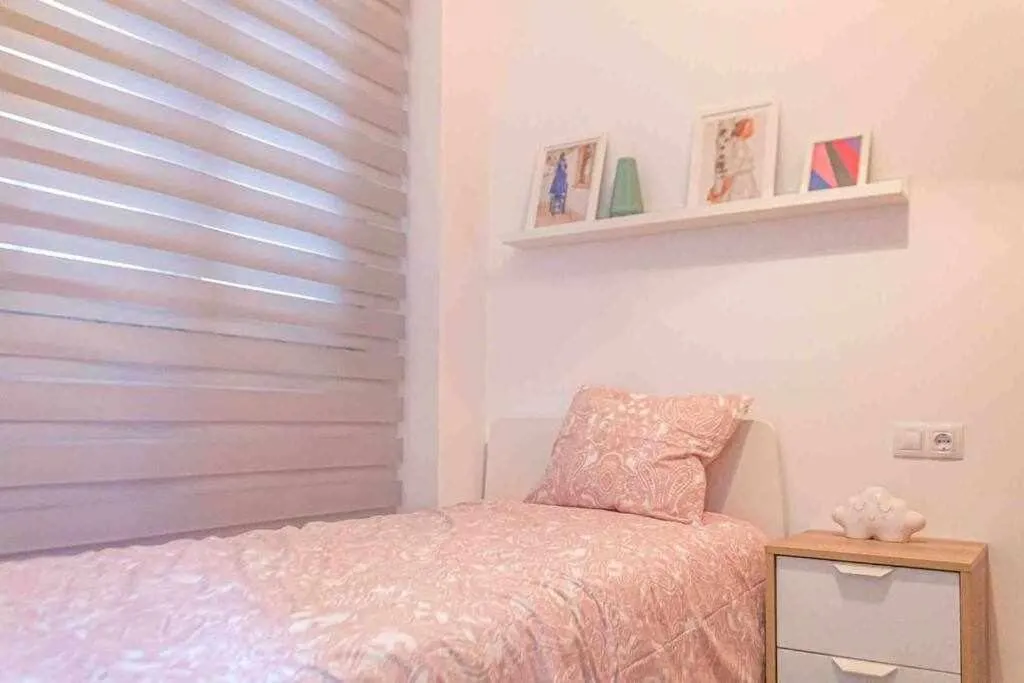 Bed in Apartment Central House