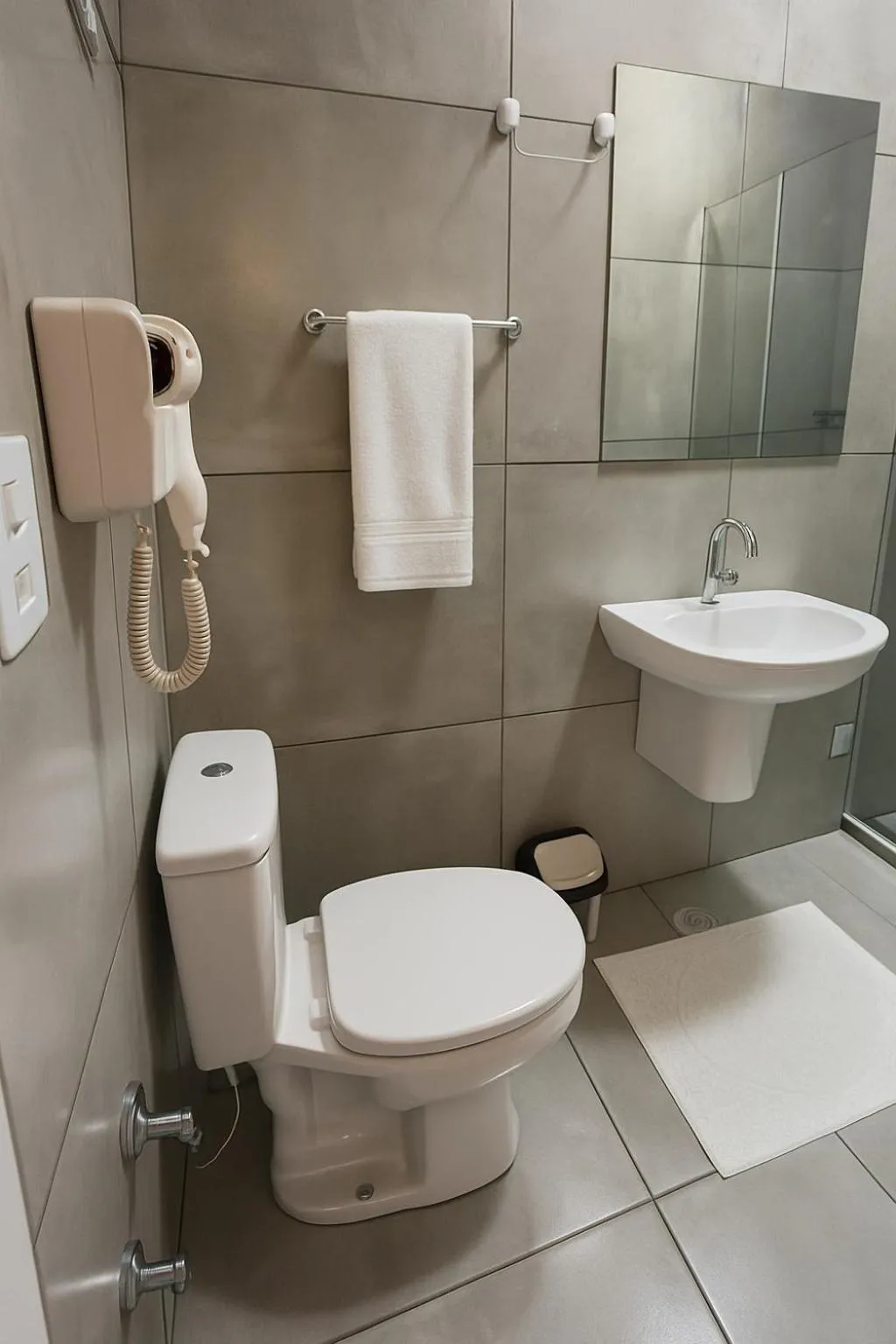 Shower in Bistu Hotel - Vila Nova Conceição