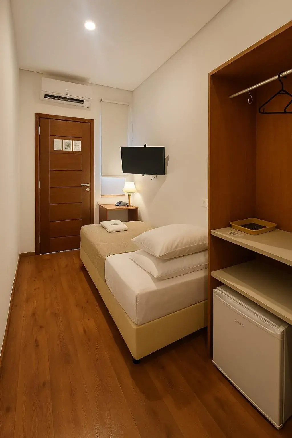 Single Room with Private Bathroom in Bistu Hotel - Vila Nova Conceição Single Room with Private Bathroom in Bistu Hotel - Vila Nova Conceição