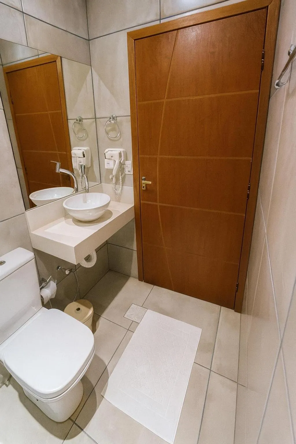 Shower in Bistu Hotel - Vila Nova Conceição