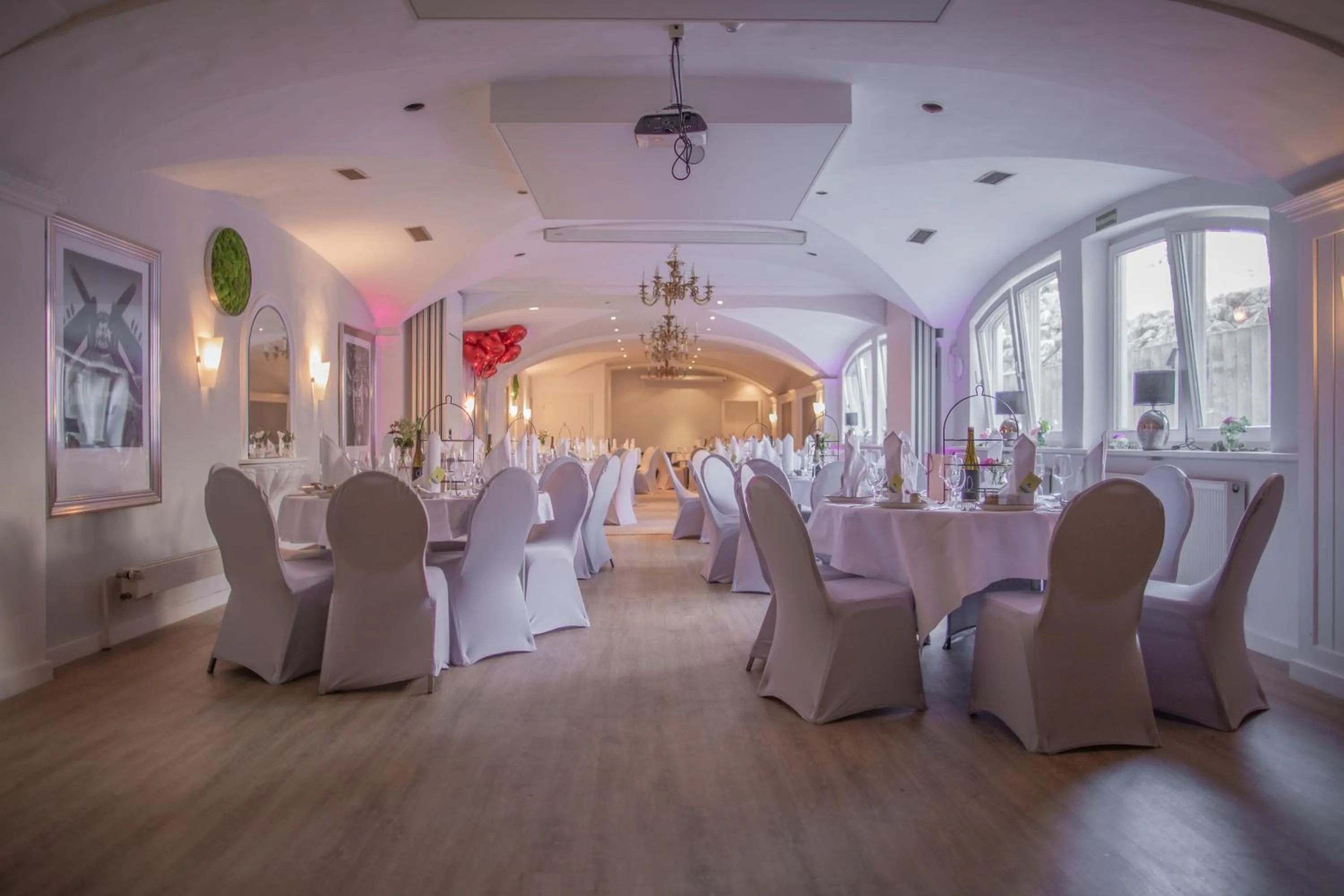 Banquet/Function facilities in Hotel Domizil