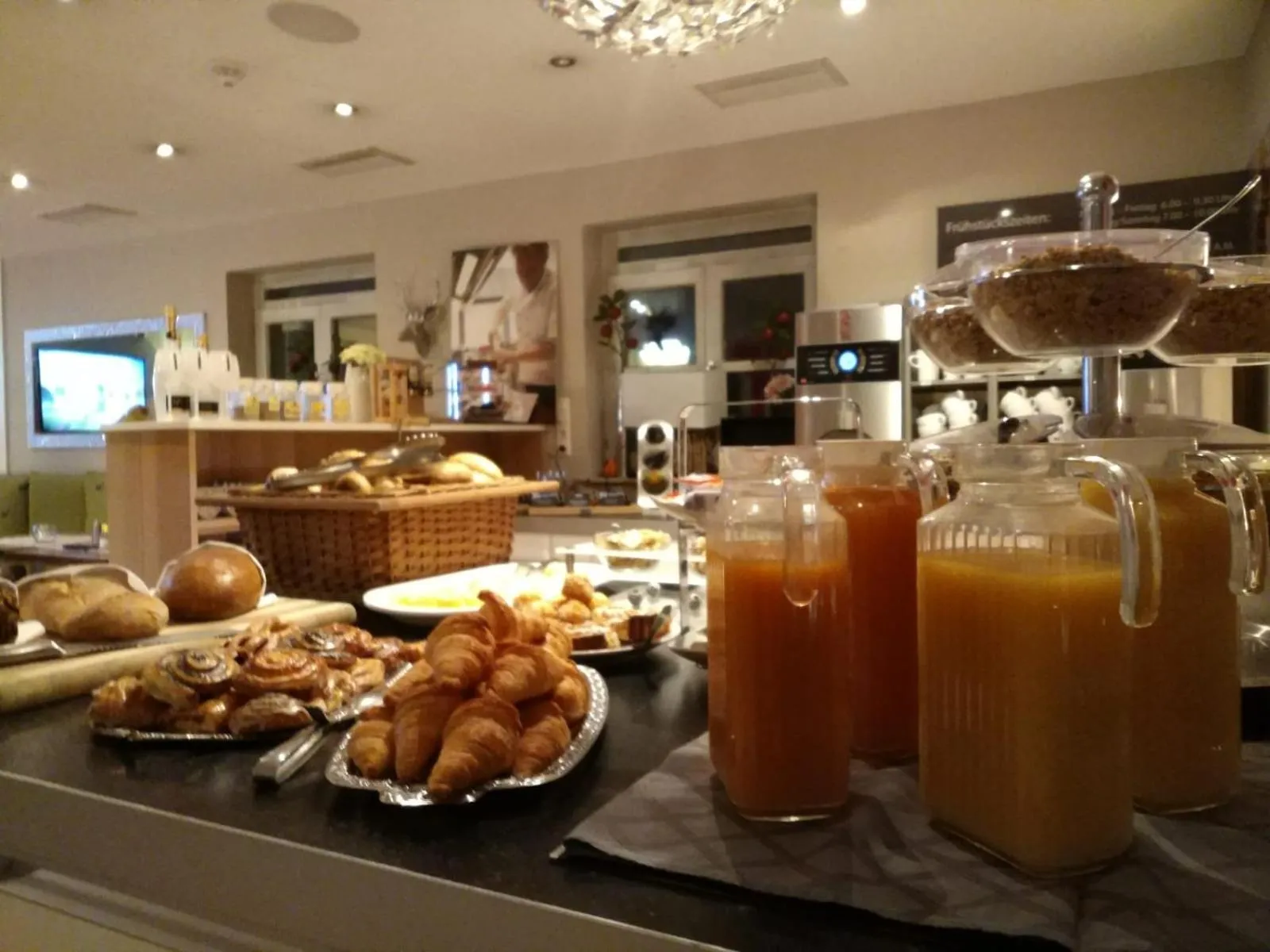 Buffet breakfast in Hotel Domizil