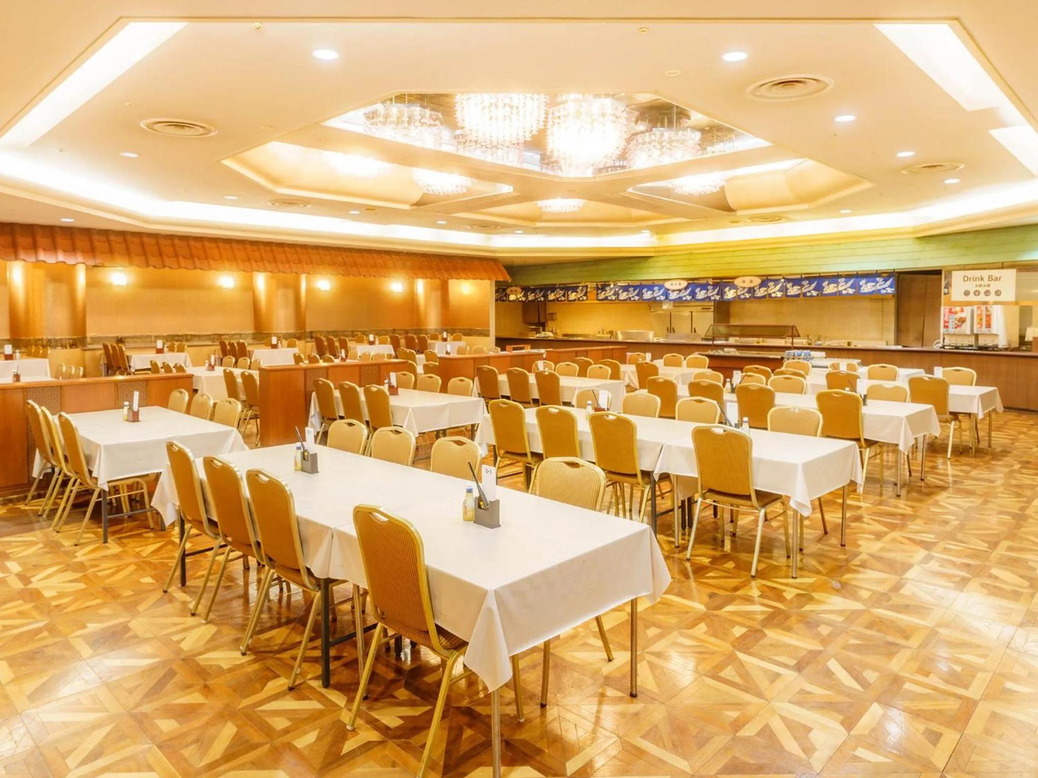 Restaurant/places to eat in Mikazuki Sea-Park Hotel Katsuura