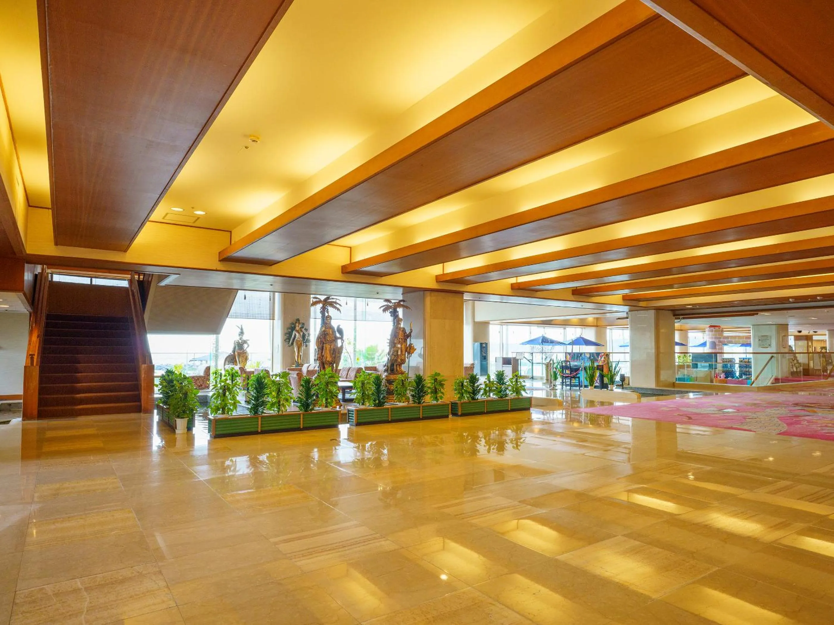 Lobby or reception in Mikazuki Sea-Park Hotel Katsuura