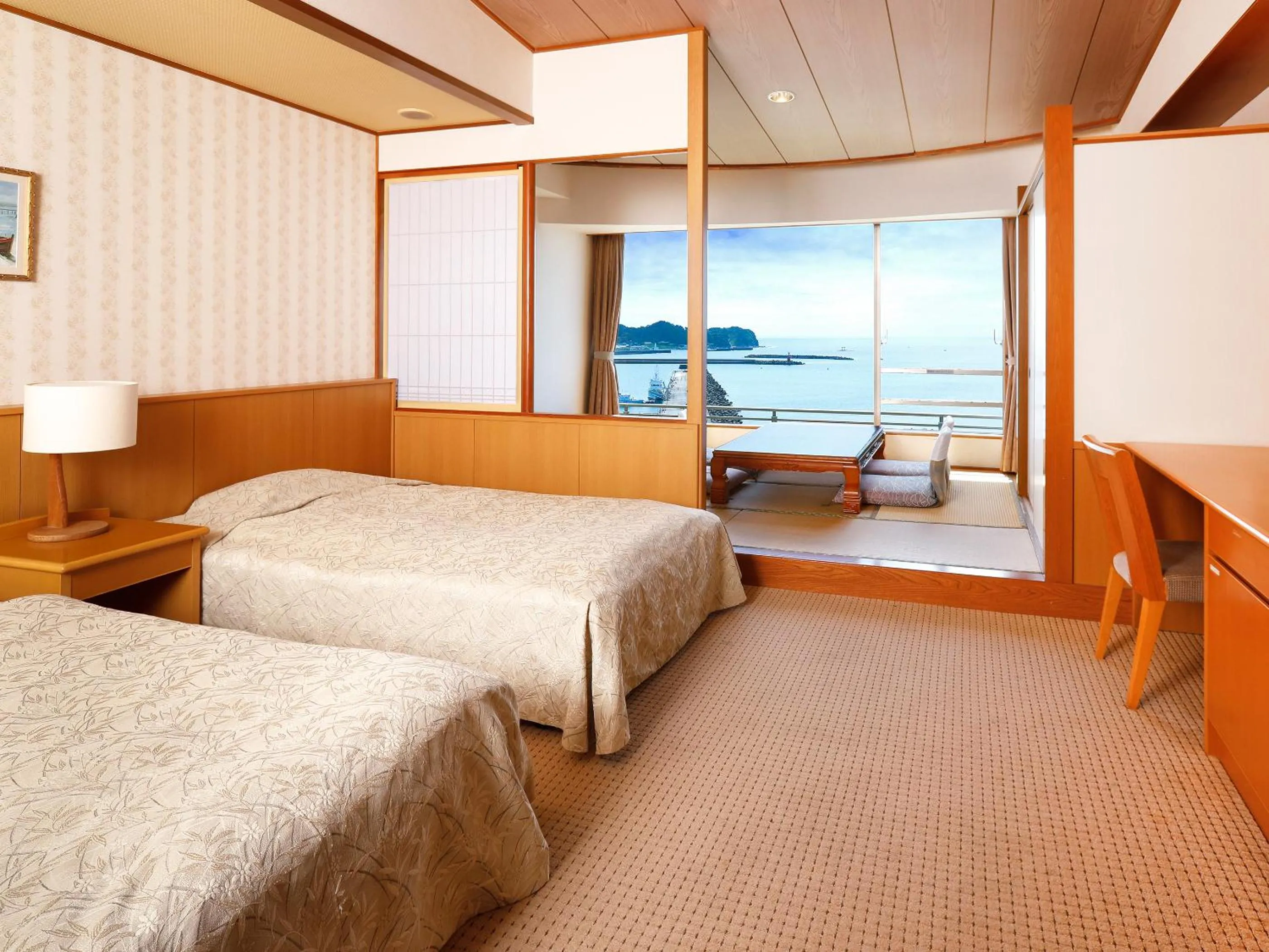 River view, Bed in Mikazuki Sea-Park Hotel Katsuura