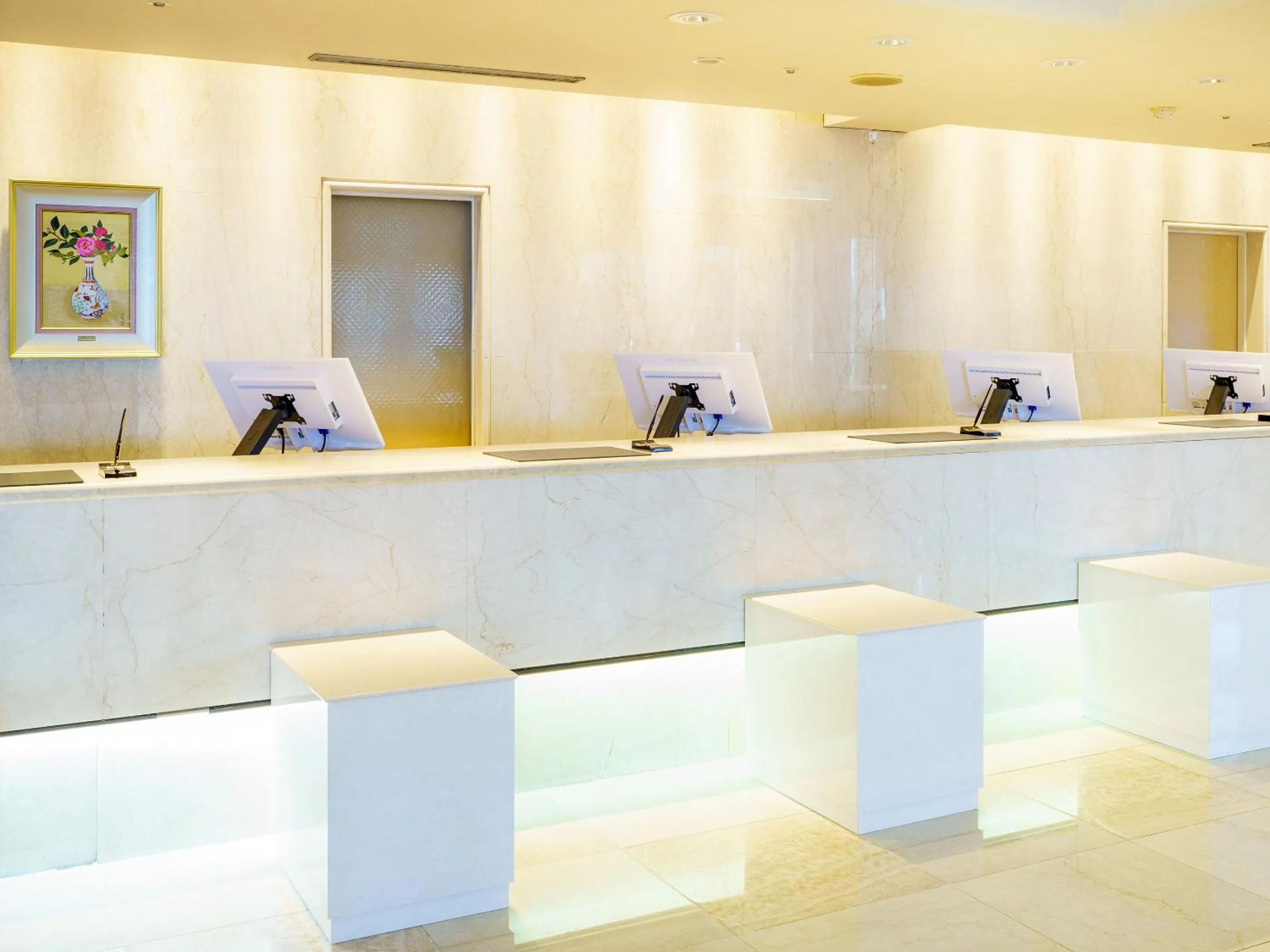 Lobby or reception in Mikazuki Sea-Park Hotel Katsuura