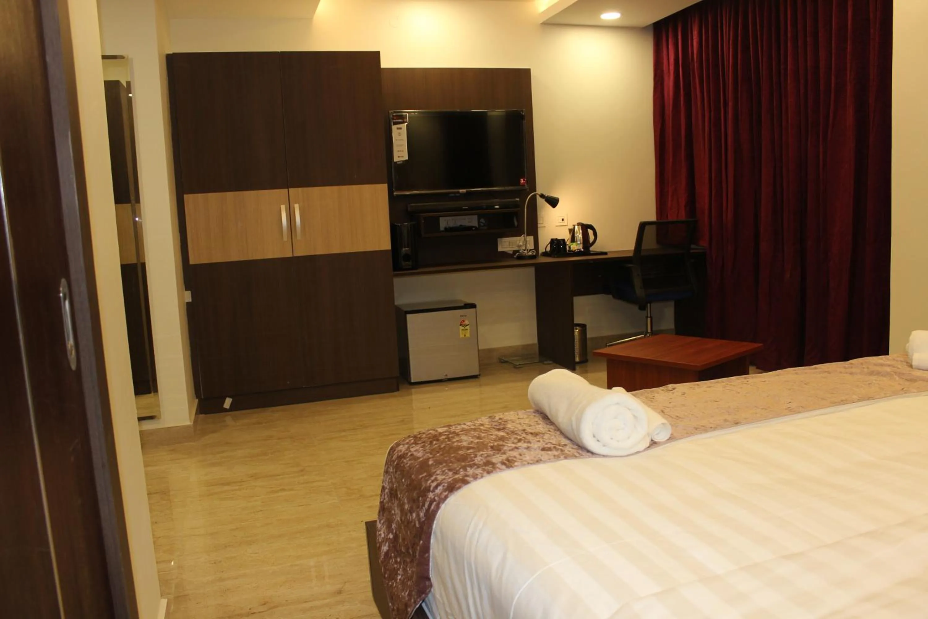 TV and multimedia, Bed in Hotel Urban Jade