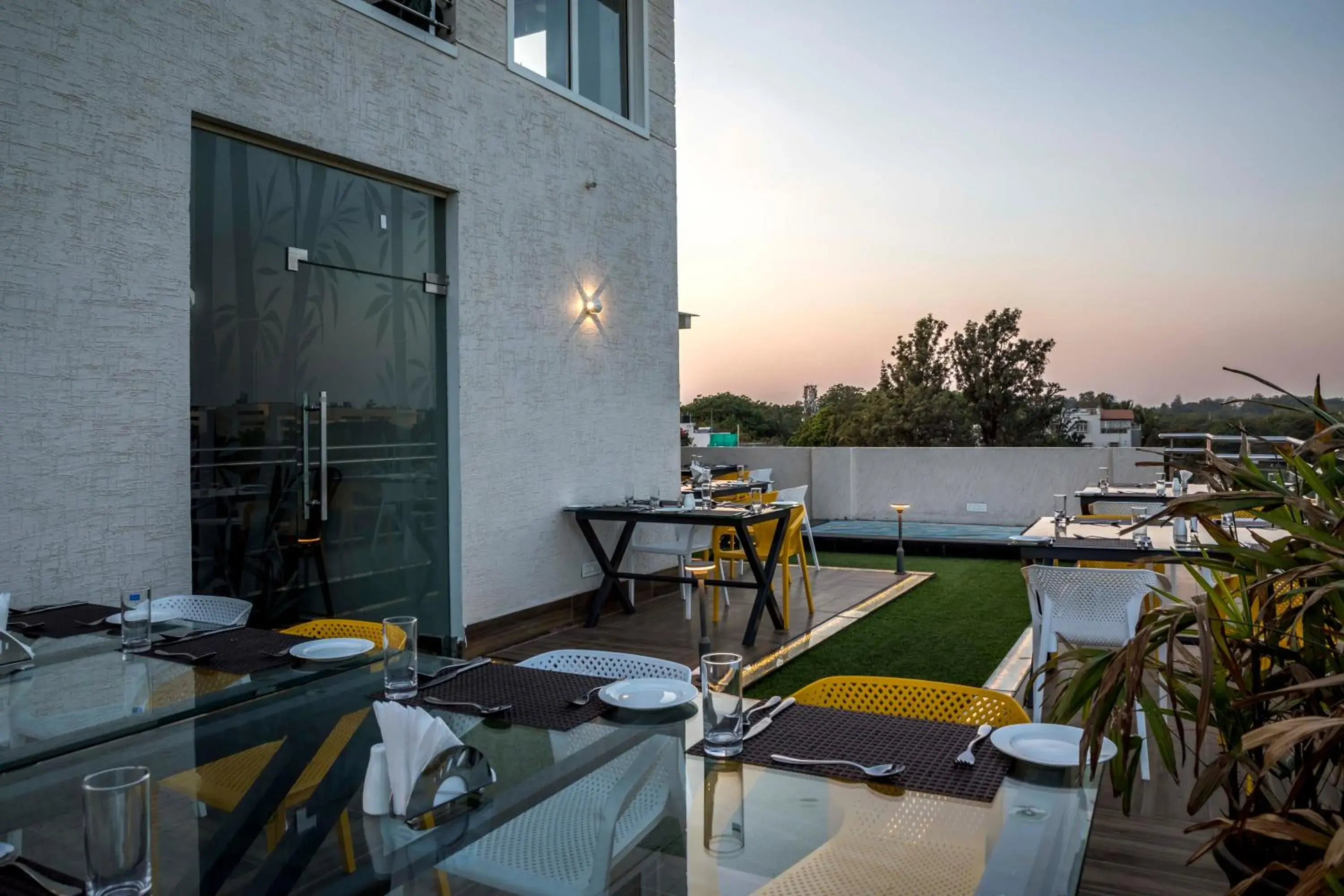 Restaurant/places to eat in Hotel Urban Jade Restaurant/places to eat in Hotel Urban Jade