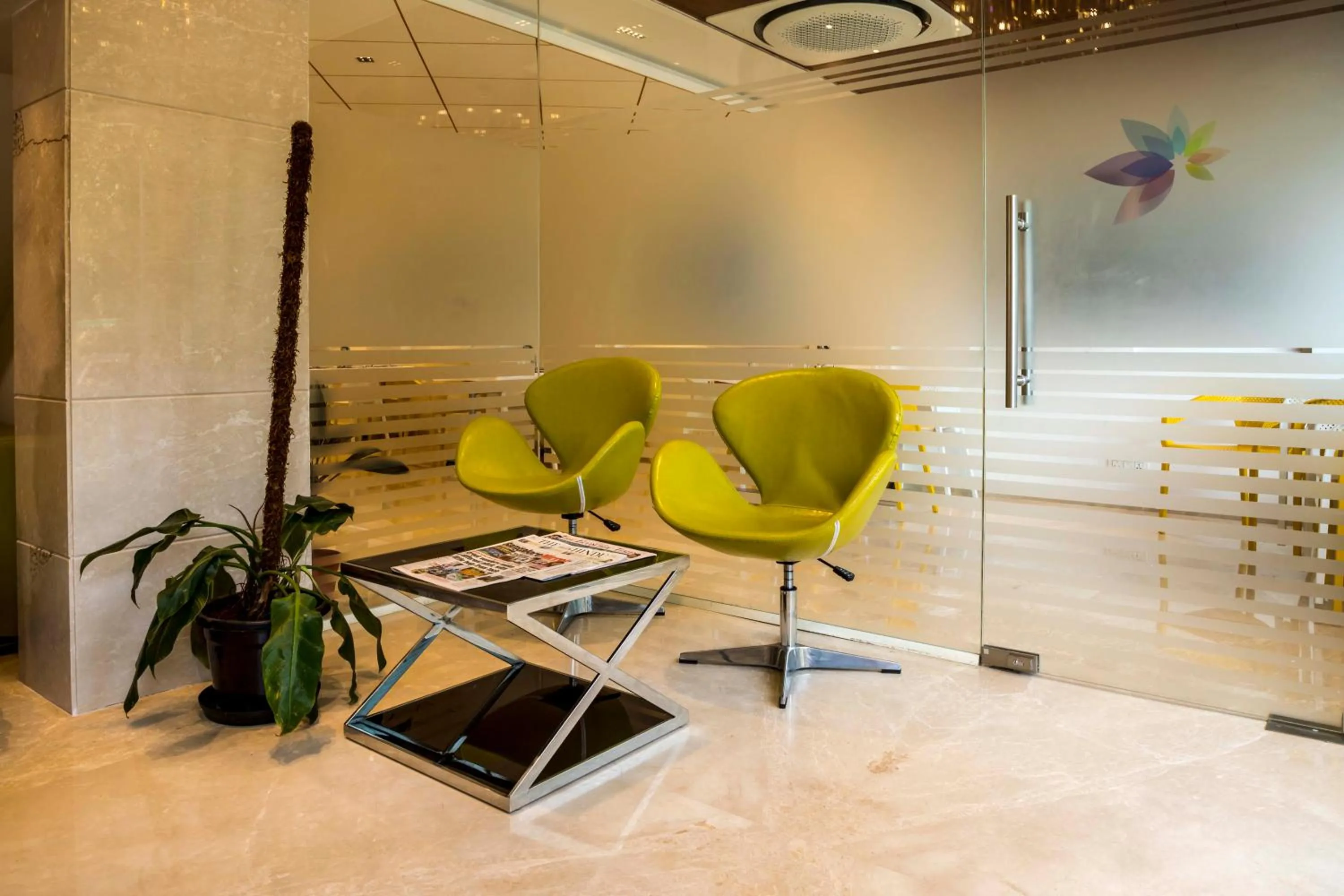 Seating area in Hotel Urban Jade