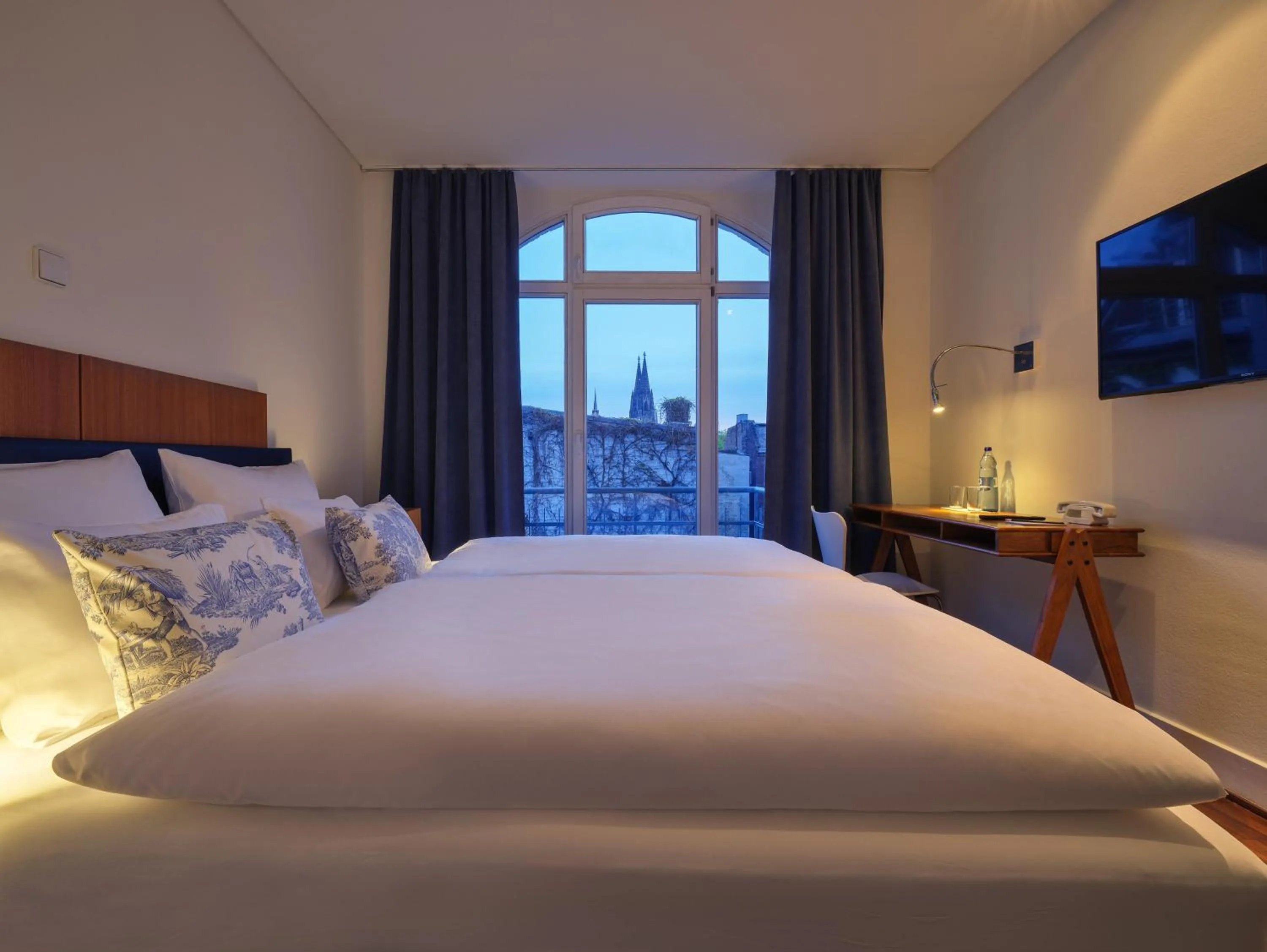 View (from property/room), Bed in Classik Hotel Antonius