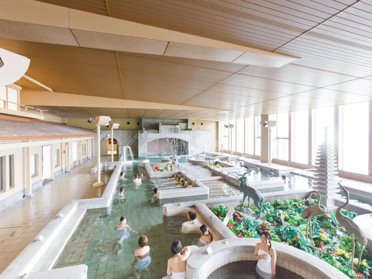 Hot Spring Bath in Ryugujo Spa Hotel Mikazuki Ryugutei