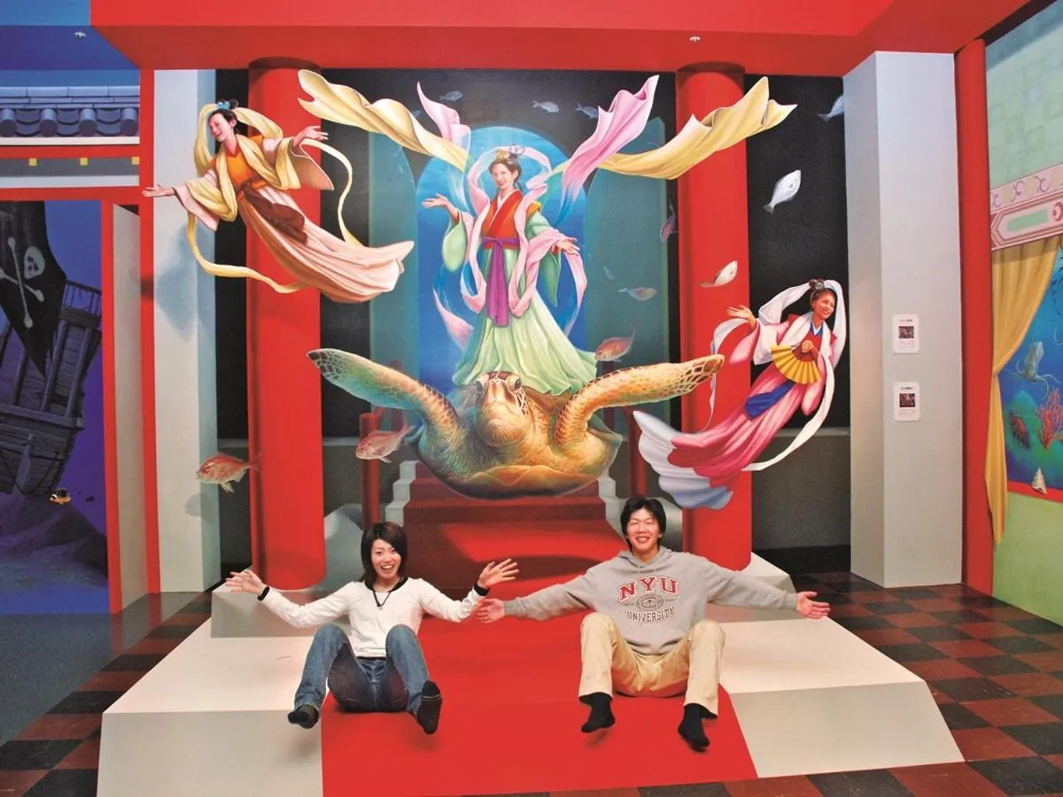 Entertainment in Ryugujo Spa Hotel Mikazuki Ryugutei