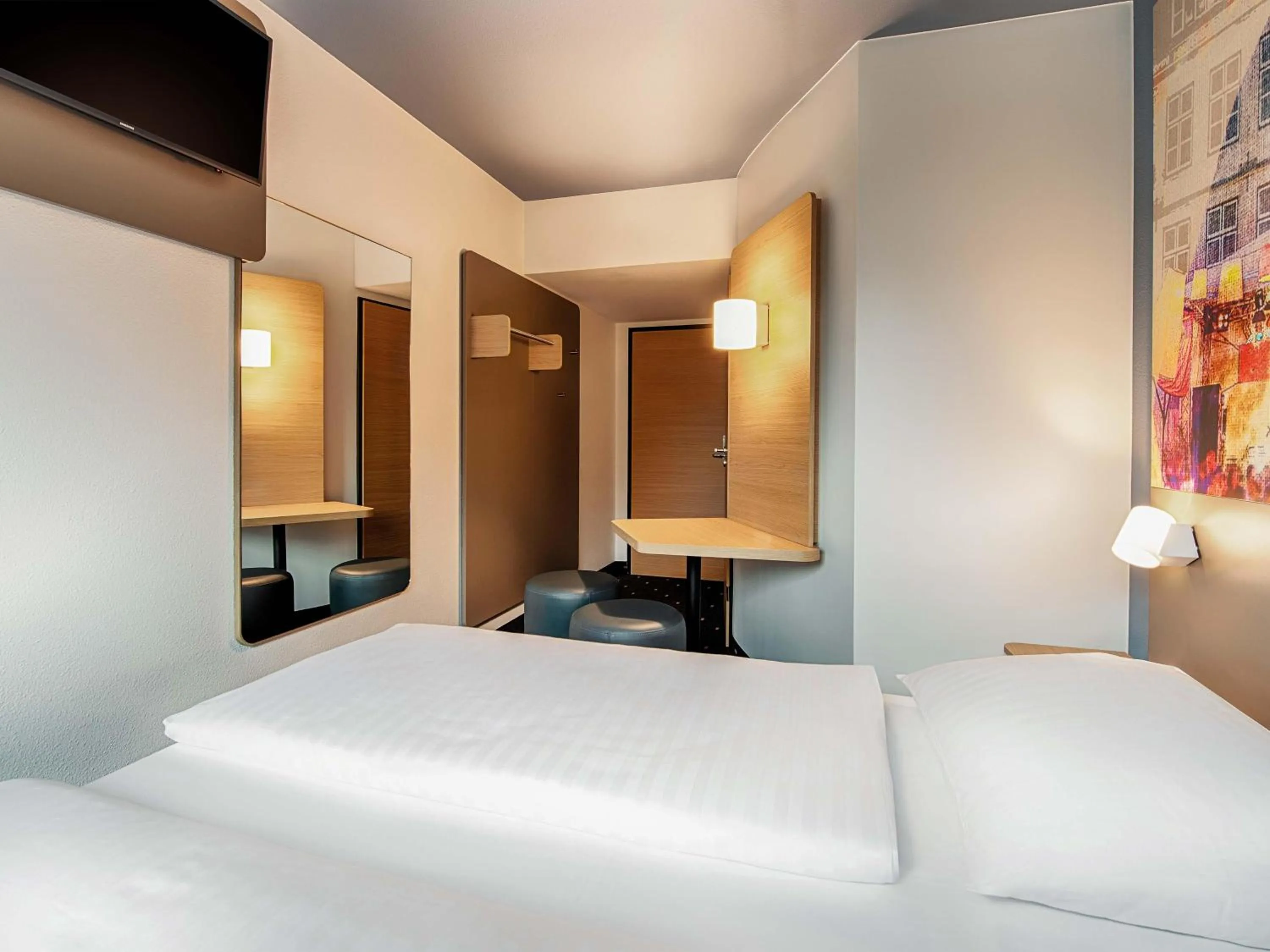 Bed in B&B Hotel Bielefeld-Ost