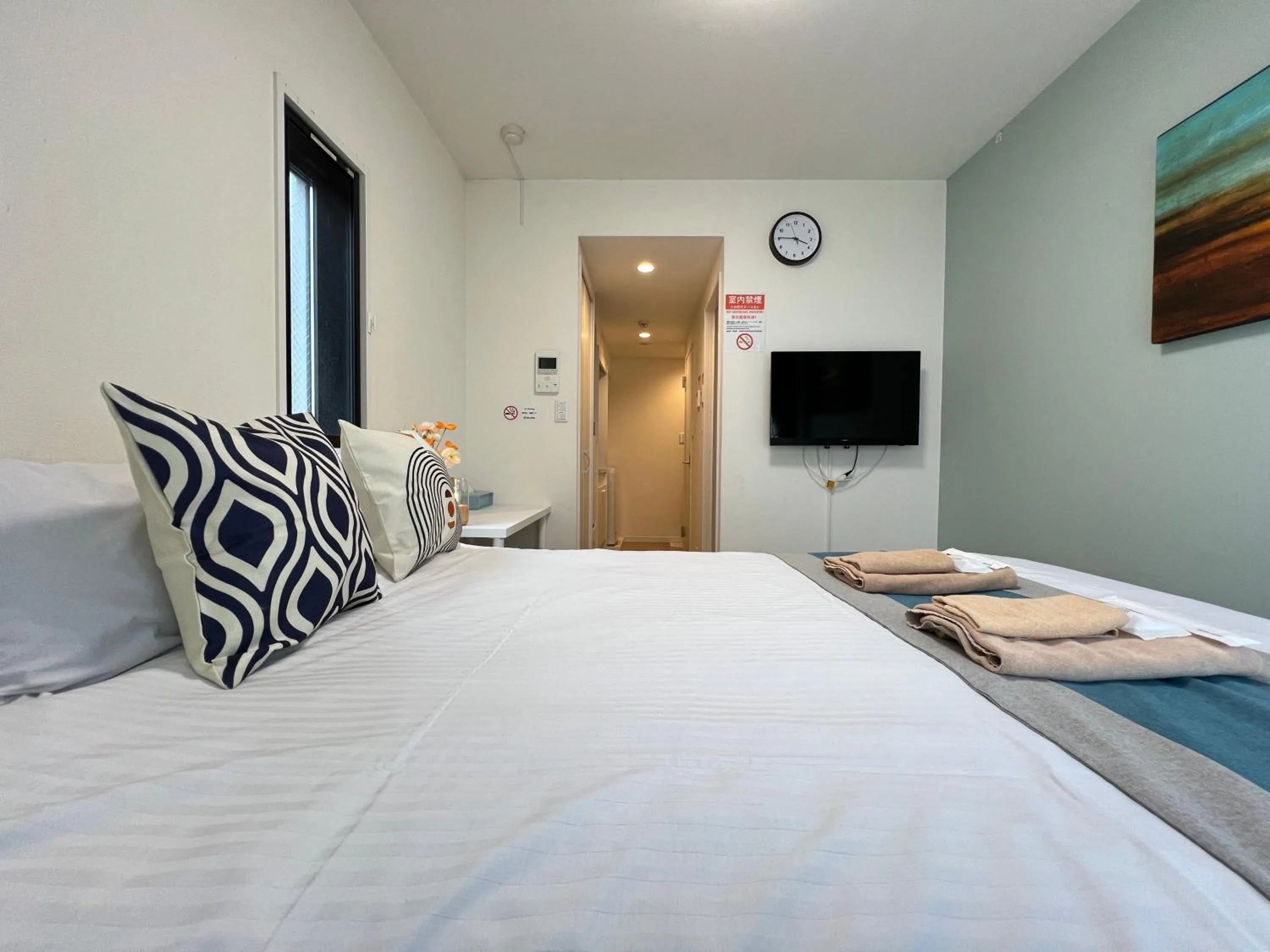 Bed in nestay inn tokyo kagurazaka