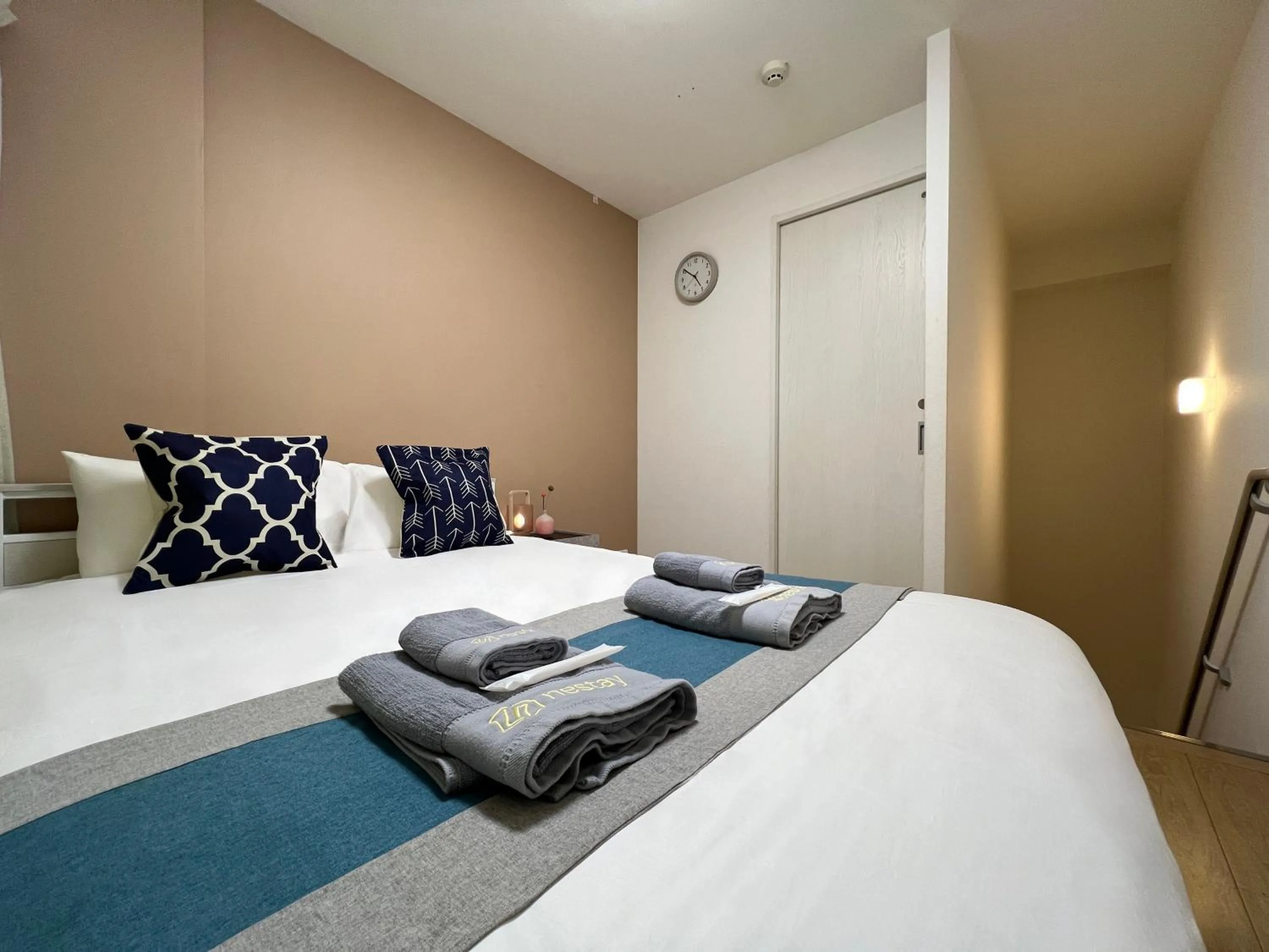 Bed in nestay inn tokyo kagurazaka