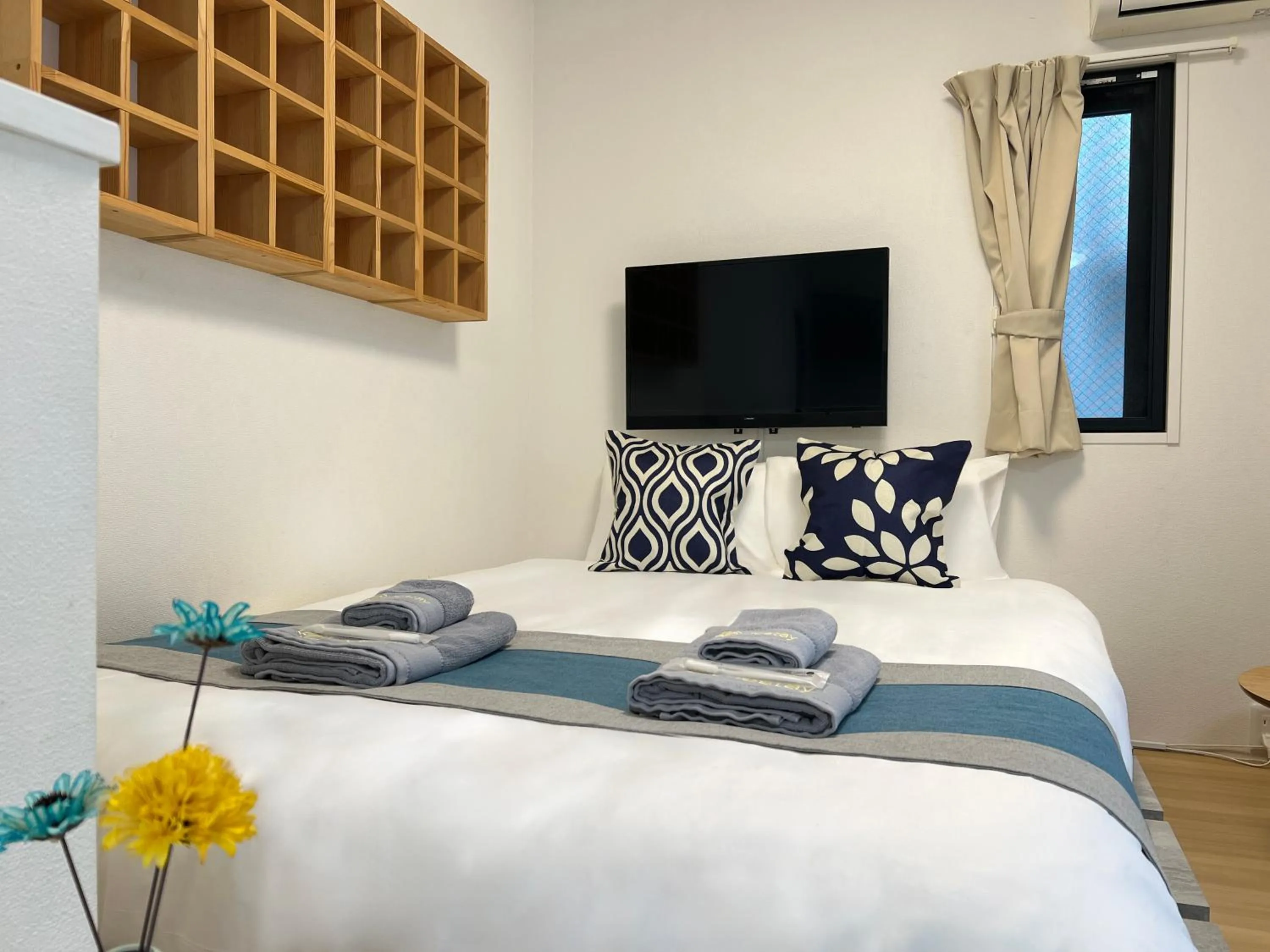 Bed in nestay inn tokyo kagurazaka