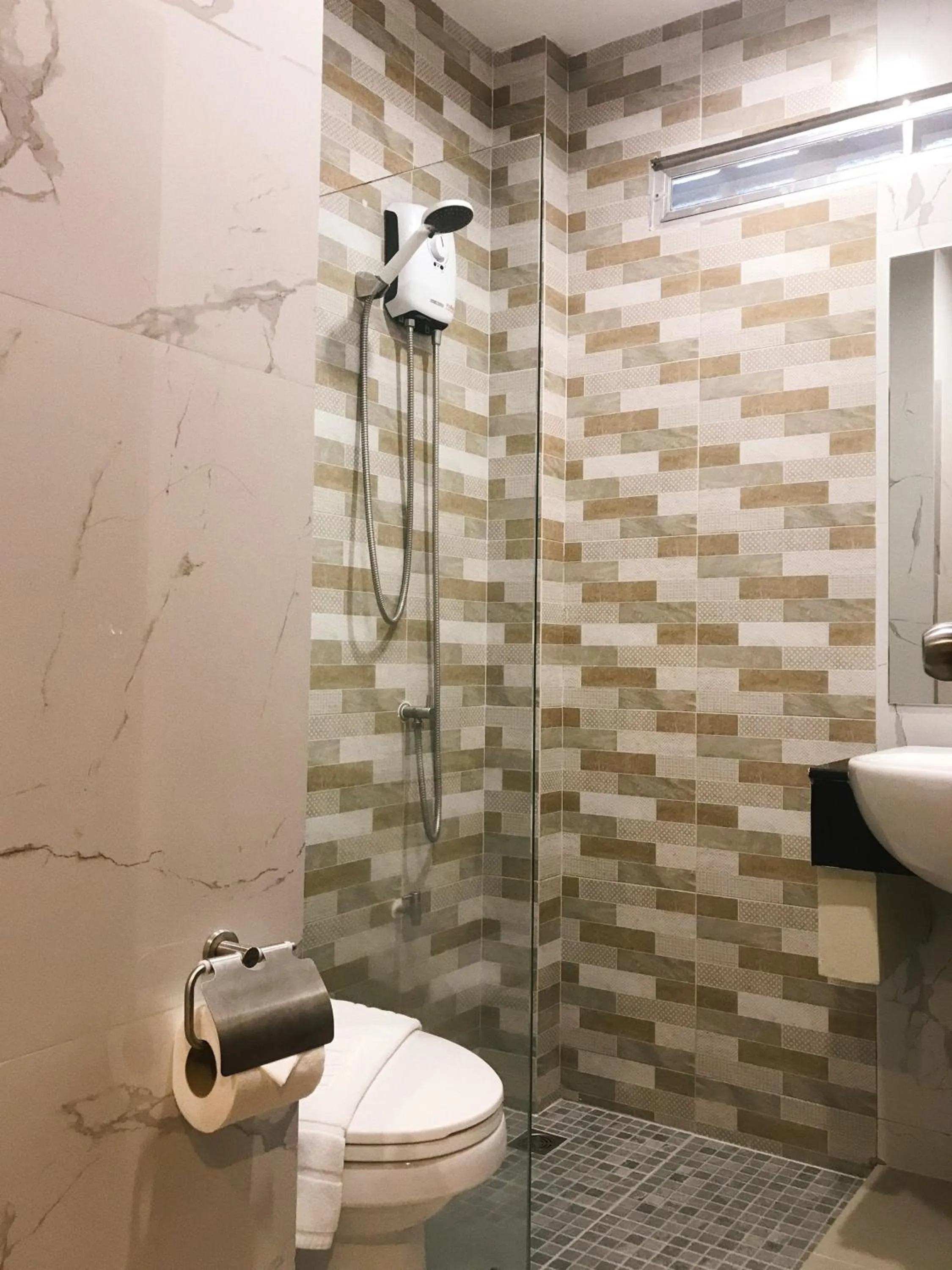 Toilet in SJ Miracle Hotel