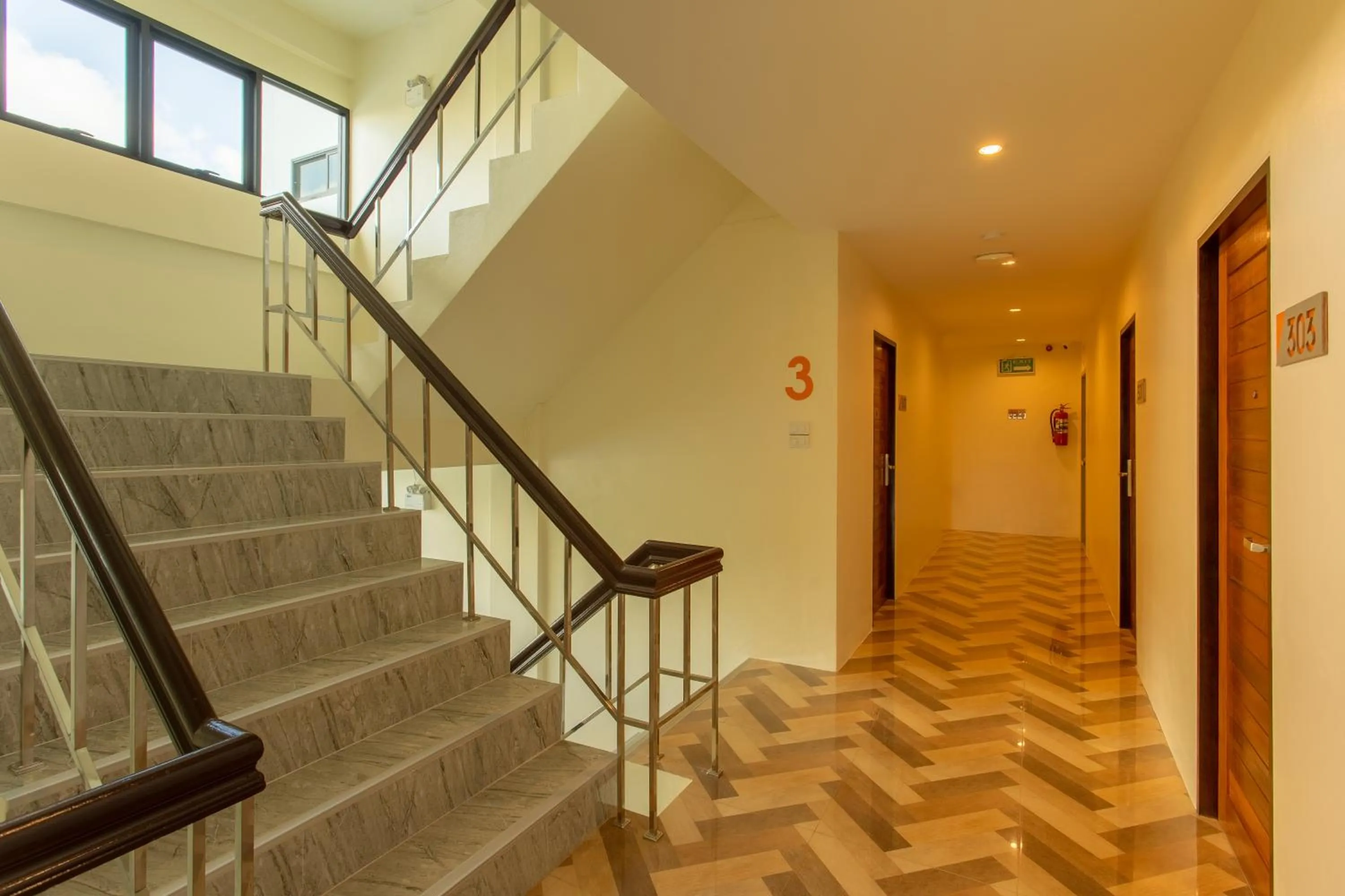 Property building in SJ Miracle Hotel