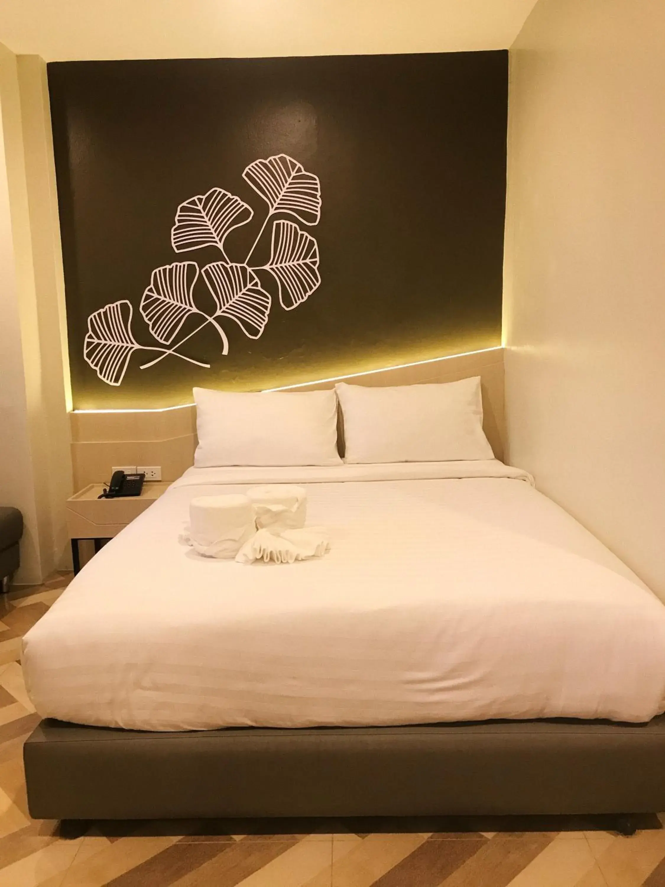 Bedroom, Bed in SJ Miracle Hotel Bedroom, Bed in SJ Miracle Hotel