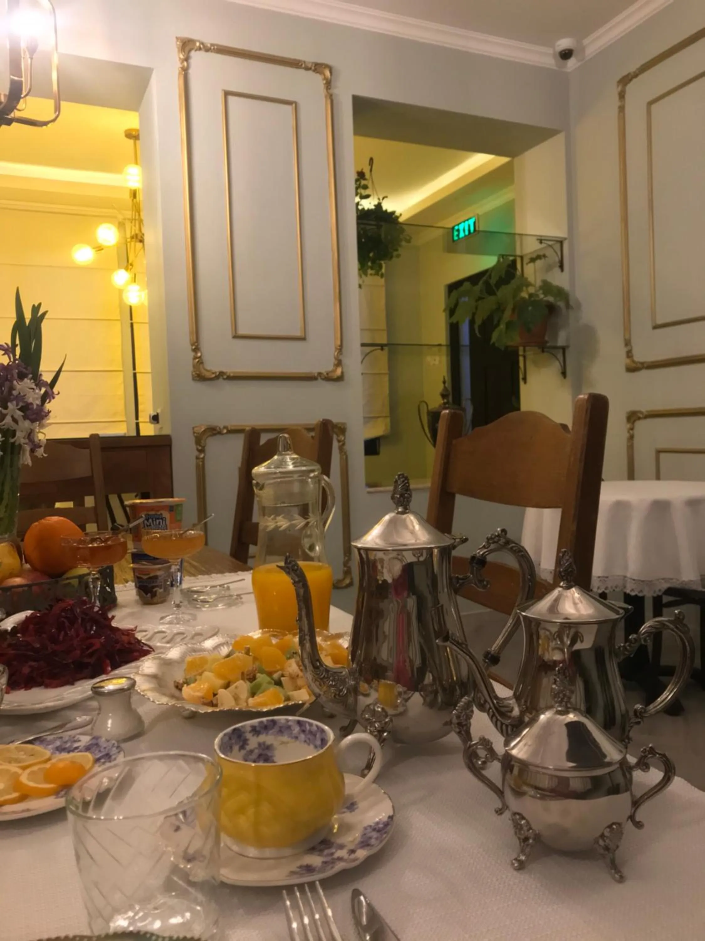 Food and drinks in Hotel Day Inn