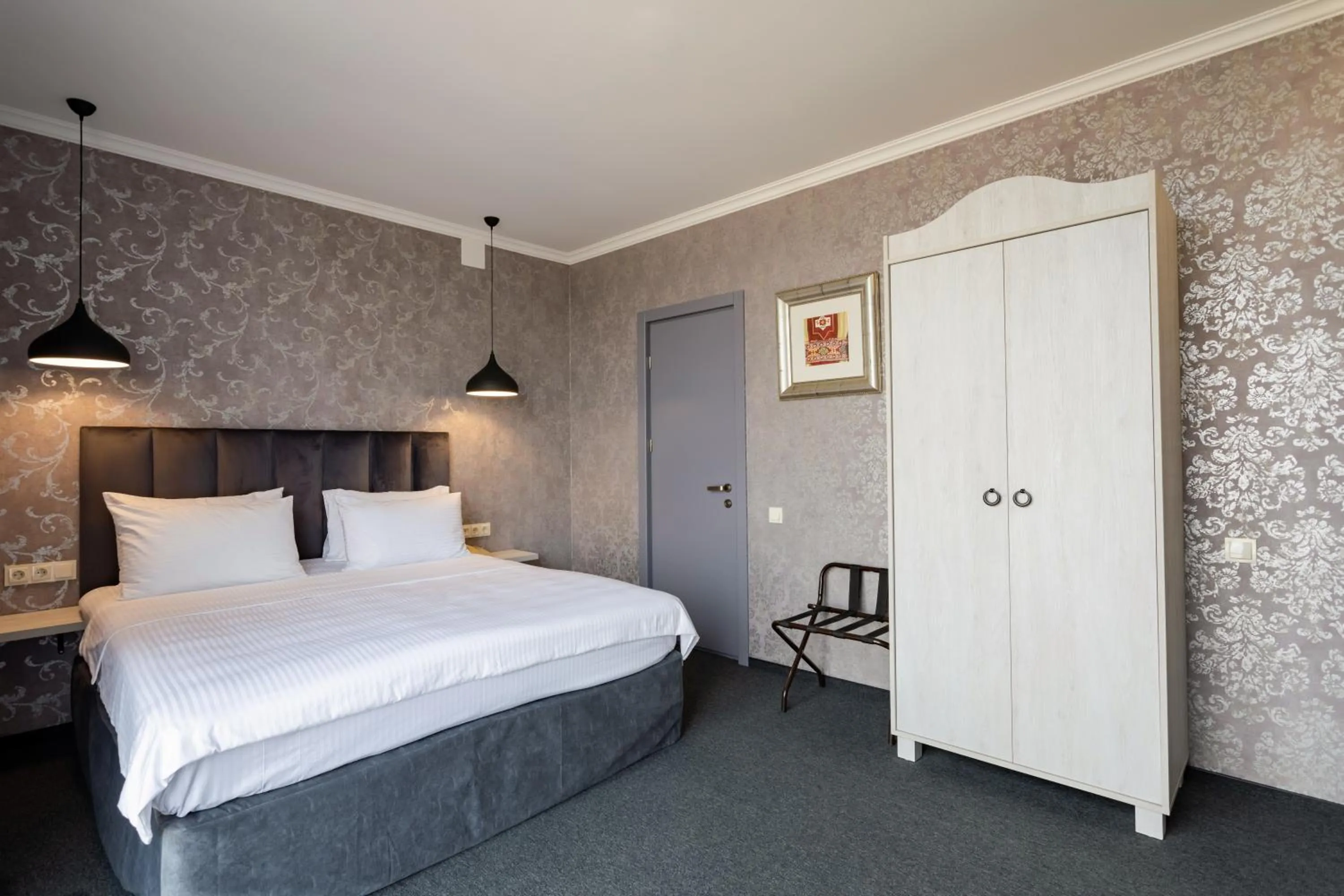 Photo of the whole room, Bed in Hotel Day Inn