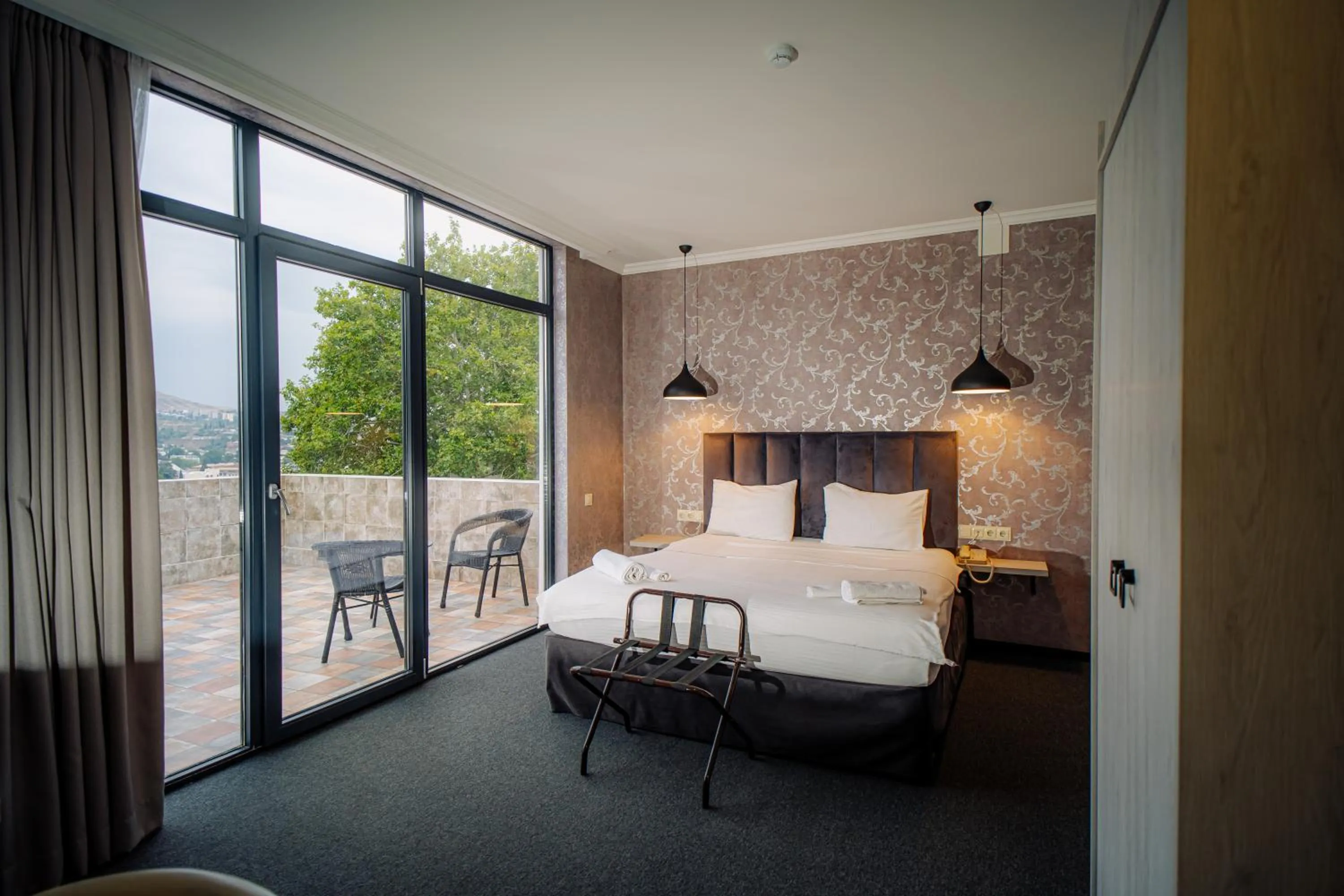 Photo of the whole room, Bed in Hotel Day Inn