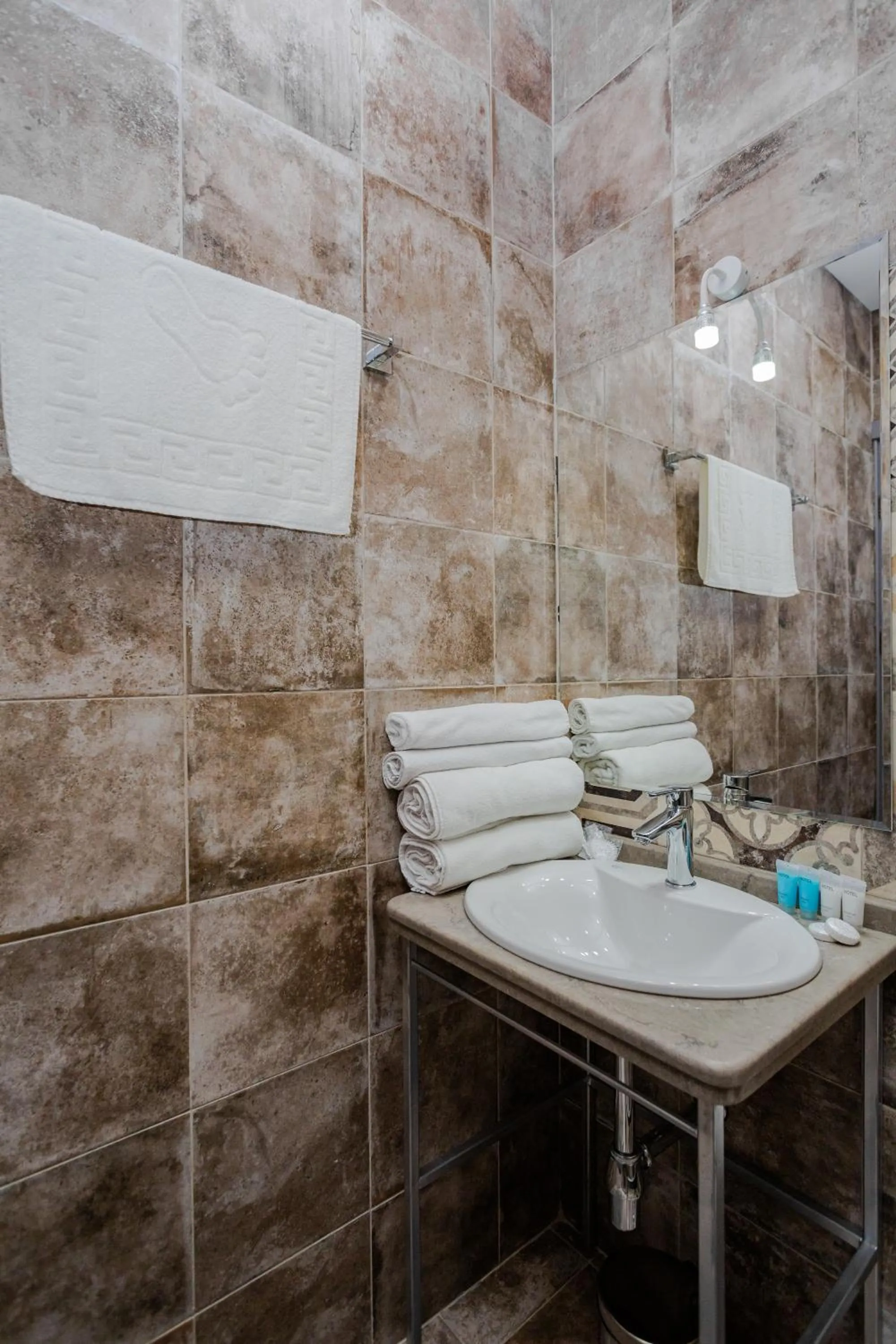 Bathroom in Hotel Day Inn