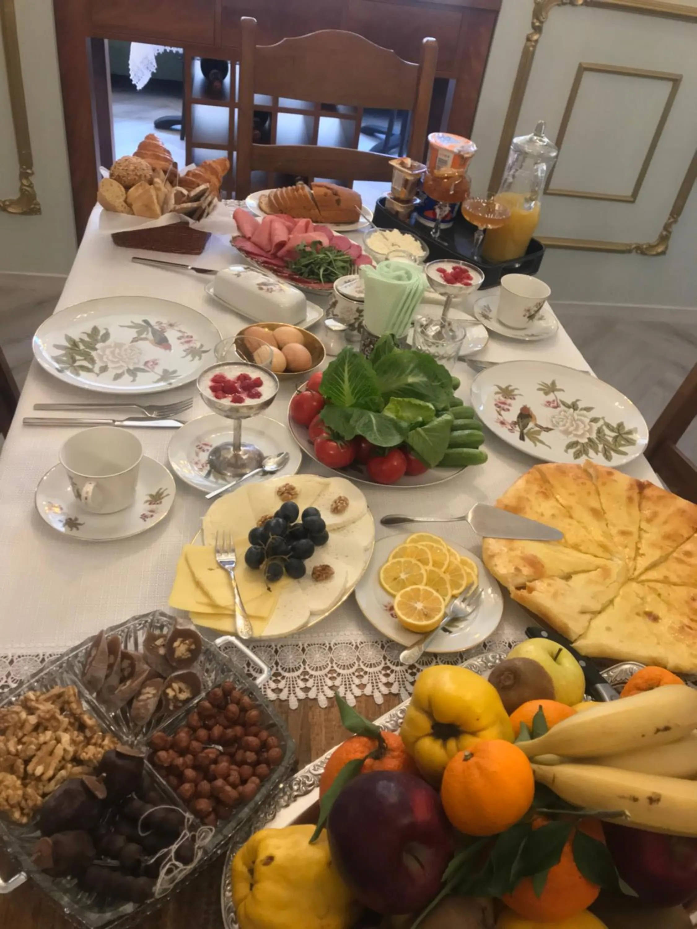 Food and drinks in Hotel Day Inn